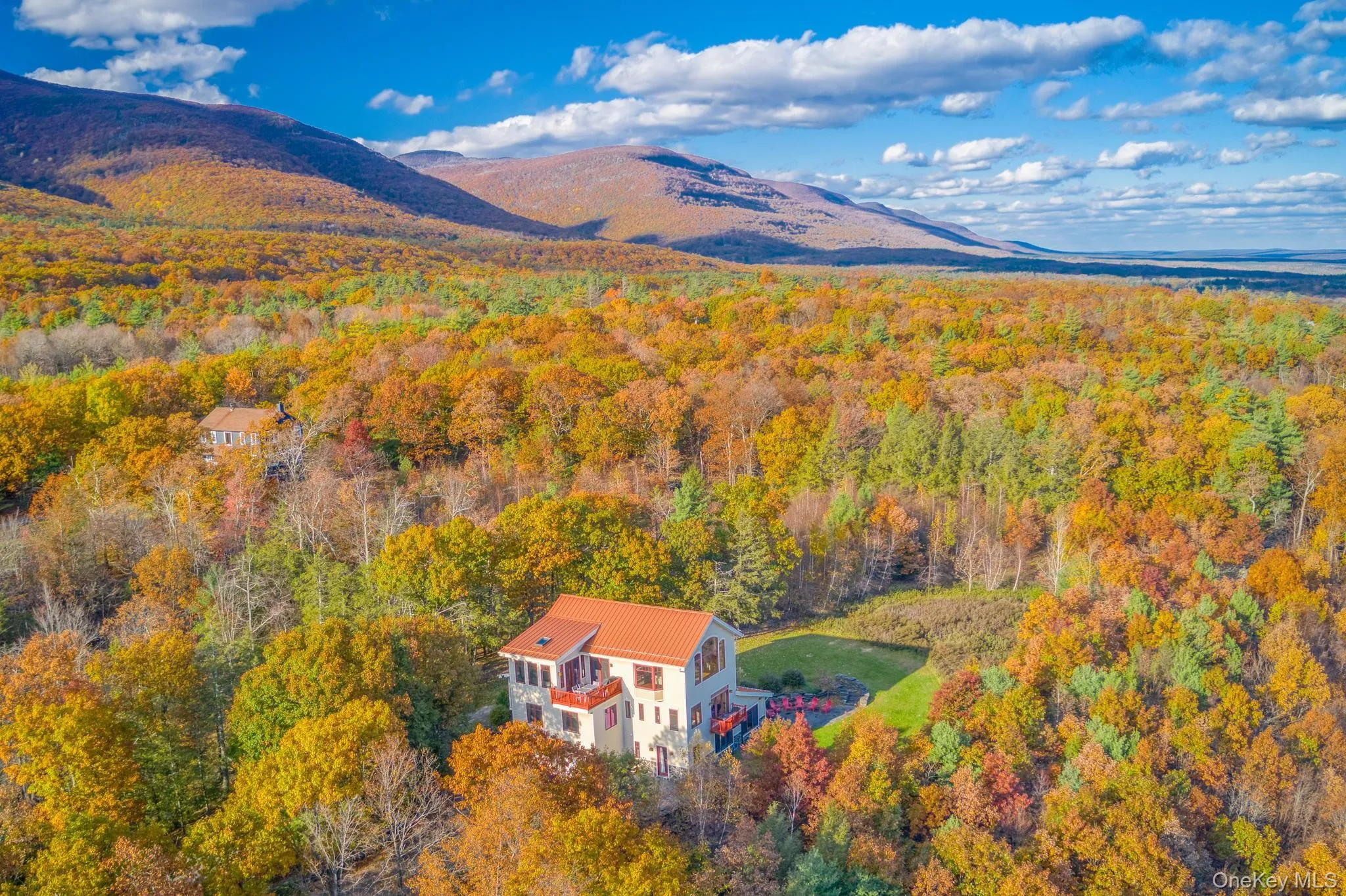 21 Ori's View Drive, Saugerties, NY, 4 Bedrooms Bedrooms, 12 Rooms Rooms,5 BathroomsBathrooms,Residential Sale,For Rent,Ori's View,0,989855 21 Ori's View Drive, Saugerties, NY, 4 Bedrooms Bedrooms, 12 Rooms Rooms,5 BathroomsBathrooms,Residential Sale,For Rent,Ori's View,0,989855