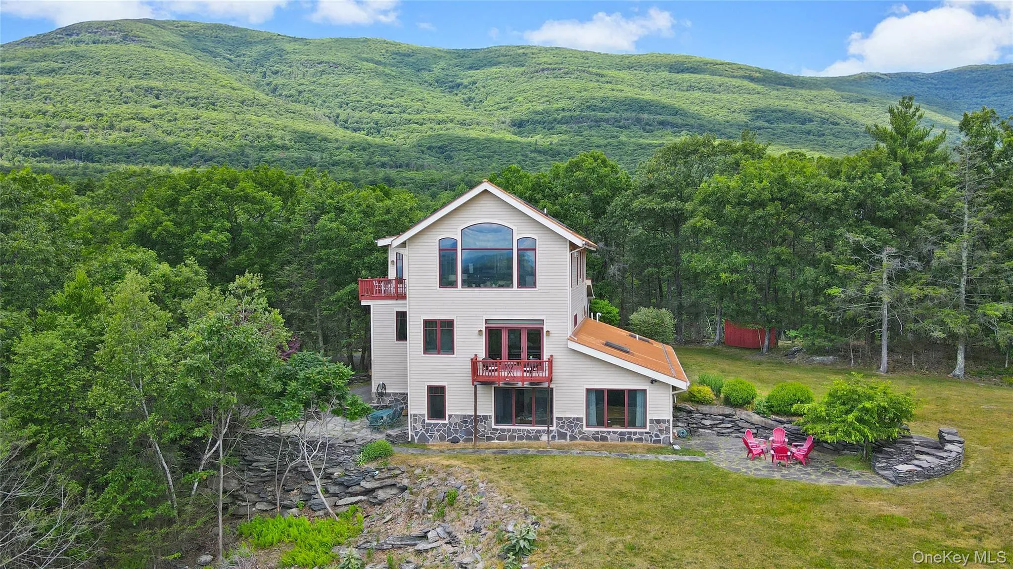 21 Ori's View Drive, Saugerties, NY, 4 Bedrooms Bedrooms, 12 Rooms Rooms,5 BathroomsBathrooms,Residential,For Rent,Ori's View,0,989855 21 Ori's View Drive, Saugerties, NY, 4 Bedrooms Bedrooms, 12 Rooms Rooms,5 BathroomsBathrooms,Residential,For Rent,Ori's View,0,989855