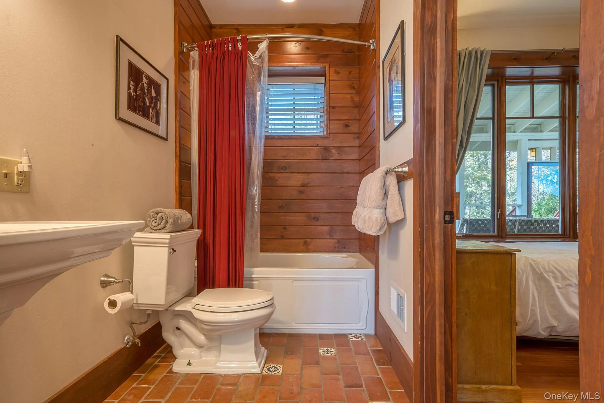 21 Ori's View Drive, Saugerties, NY, 4 Bedrooms Bedrooms, 12 Rooms Rooms,5 BathroomsBathrooms,Residential Sale,For Rent,Ori's View,0,989855 21 Ori's View Drive, Saugerties, NY, 4 Bedrooms Bedrooms, 12 Rooms Rooms,5 BathroomsBathrooms,Residential Sale,For Rent,Ori's View,0,989855