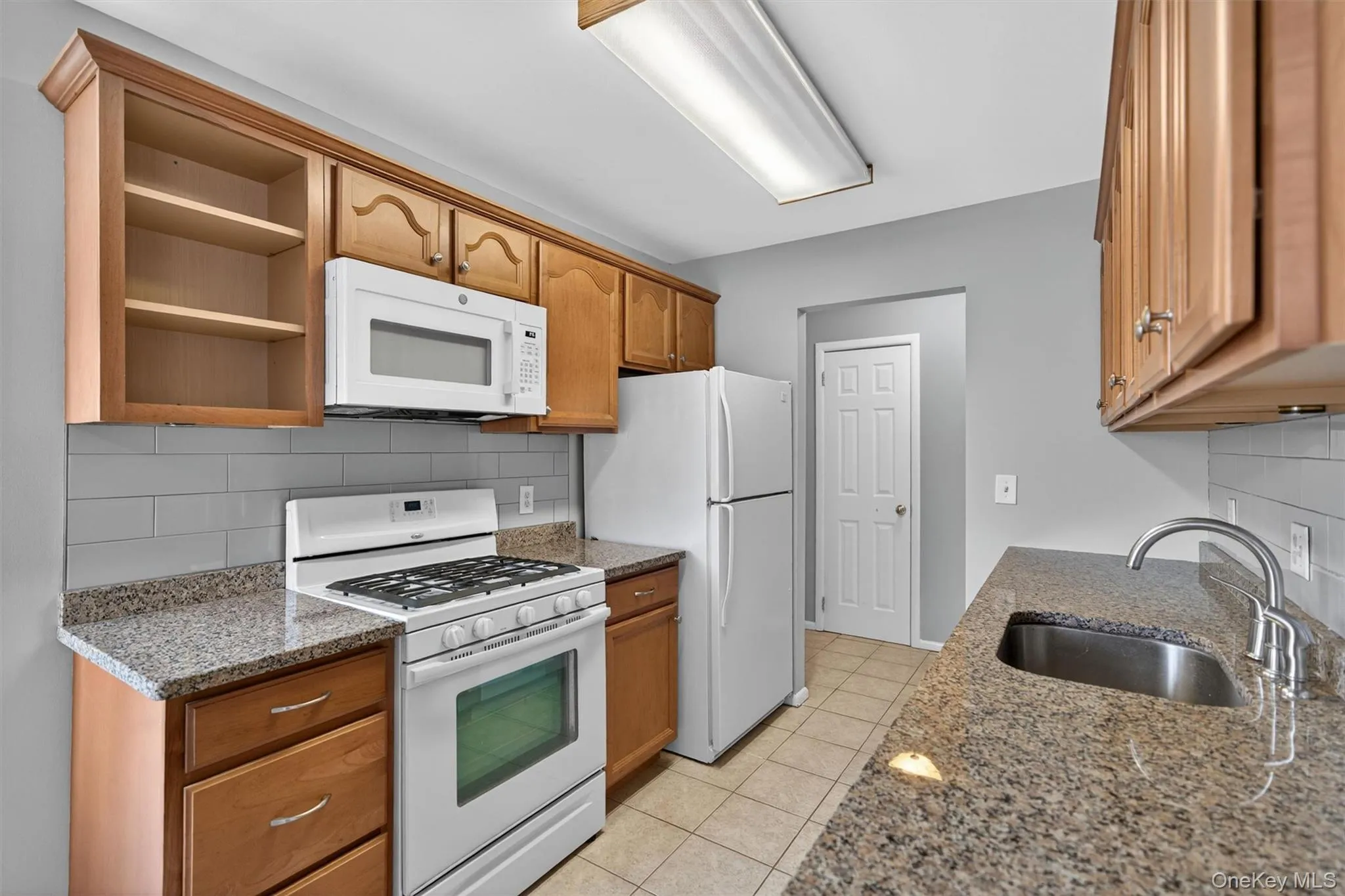 31 Doxbury Lane, Ramapo, NY, 1 Bedroom Bedrooms, 4 Rooms Rooms,1 BathroomBathrooms,Residential Lease,For Rent,Doxbury,0,989866 31 Doxbury Lane, Ramapo, NY, 1 Bedroom Bedrooms, 4 Rooms Rooms,1 BathroomBathrooms,Residential Lease,For Rent,Doxbury,0,989866