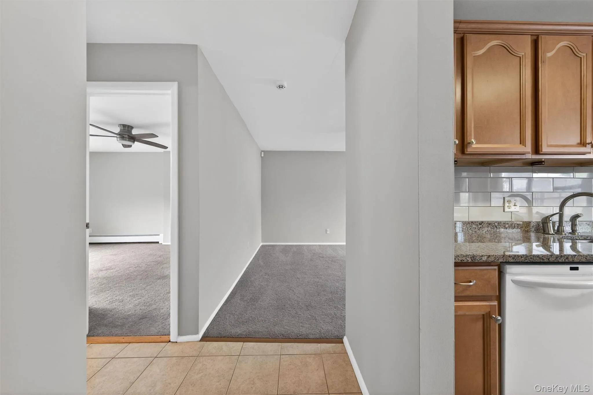 31 Doxbury Lane, Ramapo, NY, 1 Bedroom Bedrooms, 4 Rooms Rooms,1 BathroomBathrooms,Residential Lease,For Rent,Doxbury,0,989866 31 Doxbury Lane, Ramapo, NY, 1 Bedroom Bedrooms, 4 Rooms Rooms,1 BathroomBathrooms,Residential Lease,For Rent,Doxbury,0,989866