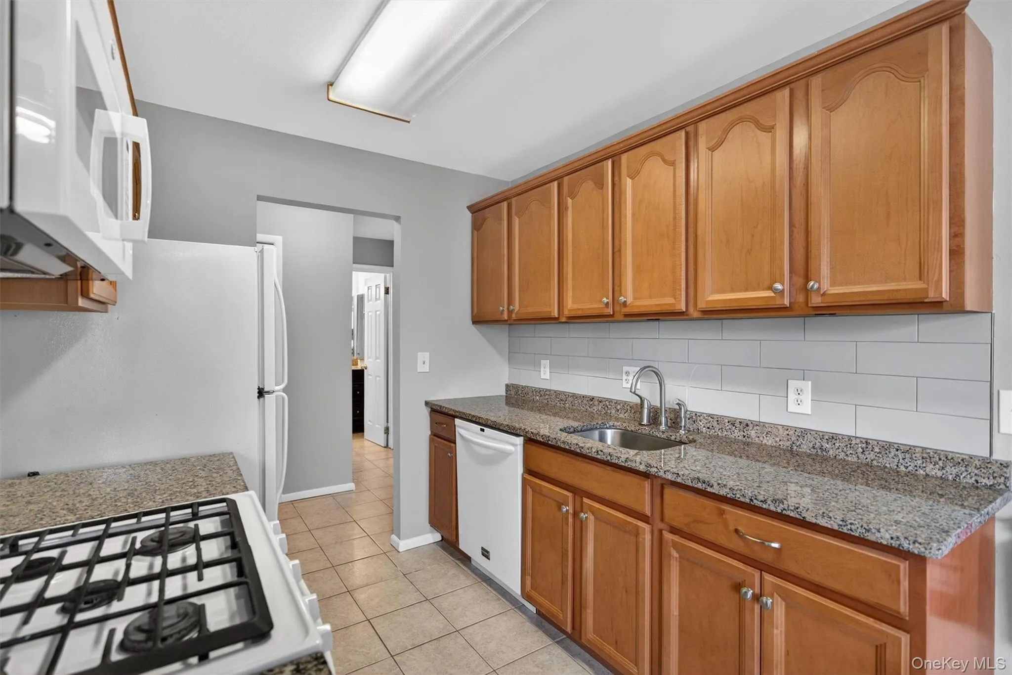 31 Doxbury Lane, Ramapo, NY, 1 Bedroom Bedrooms, 4 Rooms Rooms,1 BathroomBathrooms,Residential Lease,For Rent,Doxbury,0,989866 31 Doxbury Lane, Ramapo, NY, 1 Bedroom Bedrooms, 4 Rooms Rooms,1 BathroomBathrooms,Residential Lease,For Rent,Doxbury,0,989866