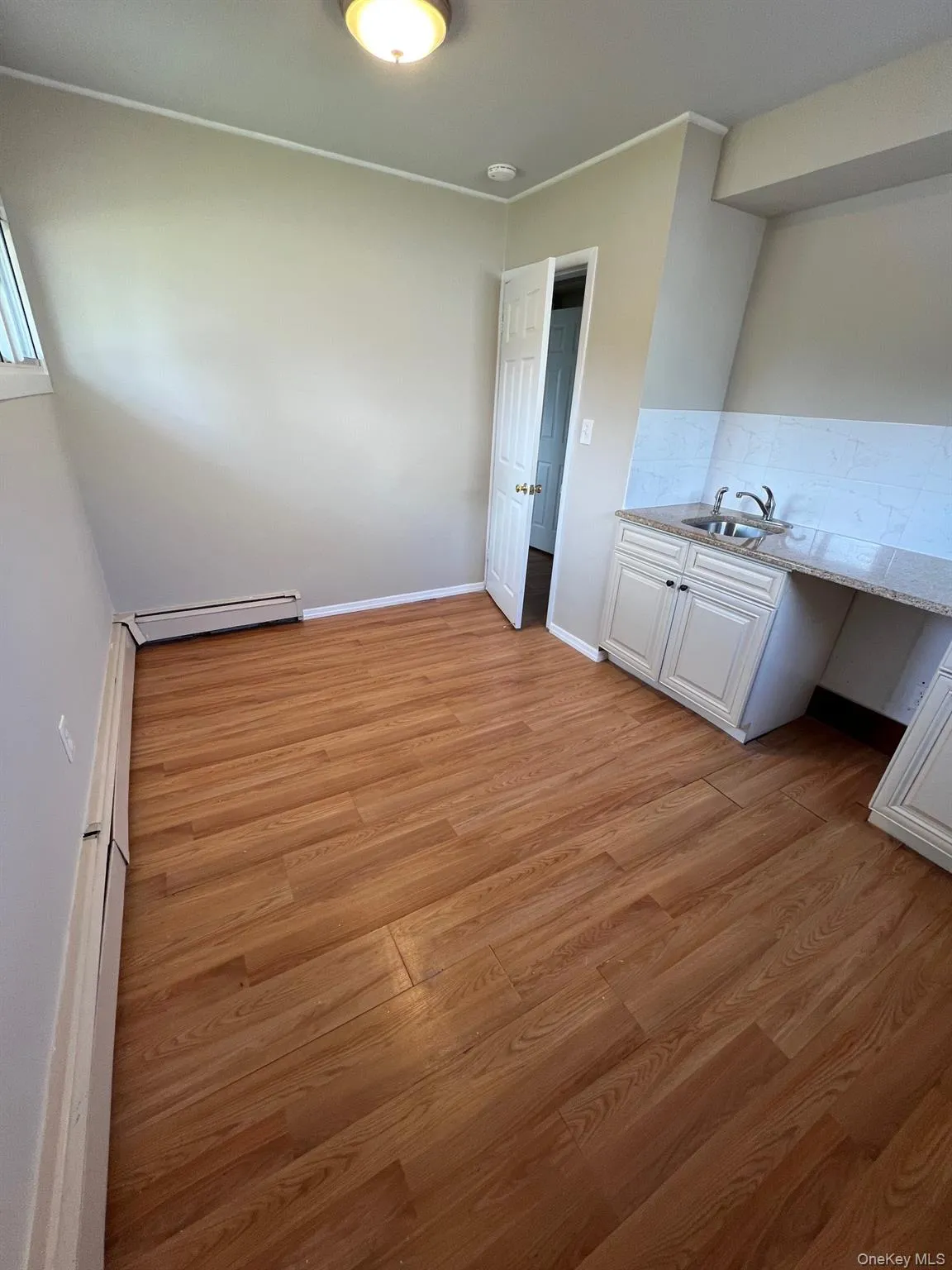 51 Friendly, Oyster Bay, NY, 5 Bedrooms Bedrooms, 10 Rooms Rooms,2 BathroomsBathrooms,Residential Lease,For Rent,Friendly,0,989873 51 Friendly, Oyster Bay, NY, 5 Bedrooms Bedrooms, 10 Rooms Rooms,2 BathroomsBathrooms,Residential Lease,For Rent,Friendly,0,989873