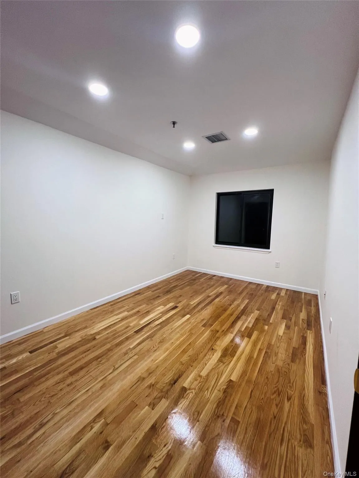 104-8 220th Street, New York, NY, 3 Bedrooms Bedrooms, 7 Rooms Rooms,2 BathroomsBathrooms,Residential Lease,For Rent,220th,0,989882 104-8 220th Street, New York, NY, 3 Bedrooms Bedrooms, 7 Rooms Rooms,2 BathroomsBathrooms,Residential Lease,For Rent,220th,0,989882