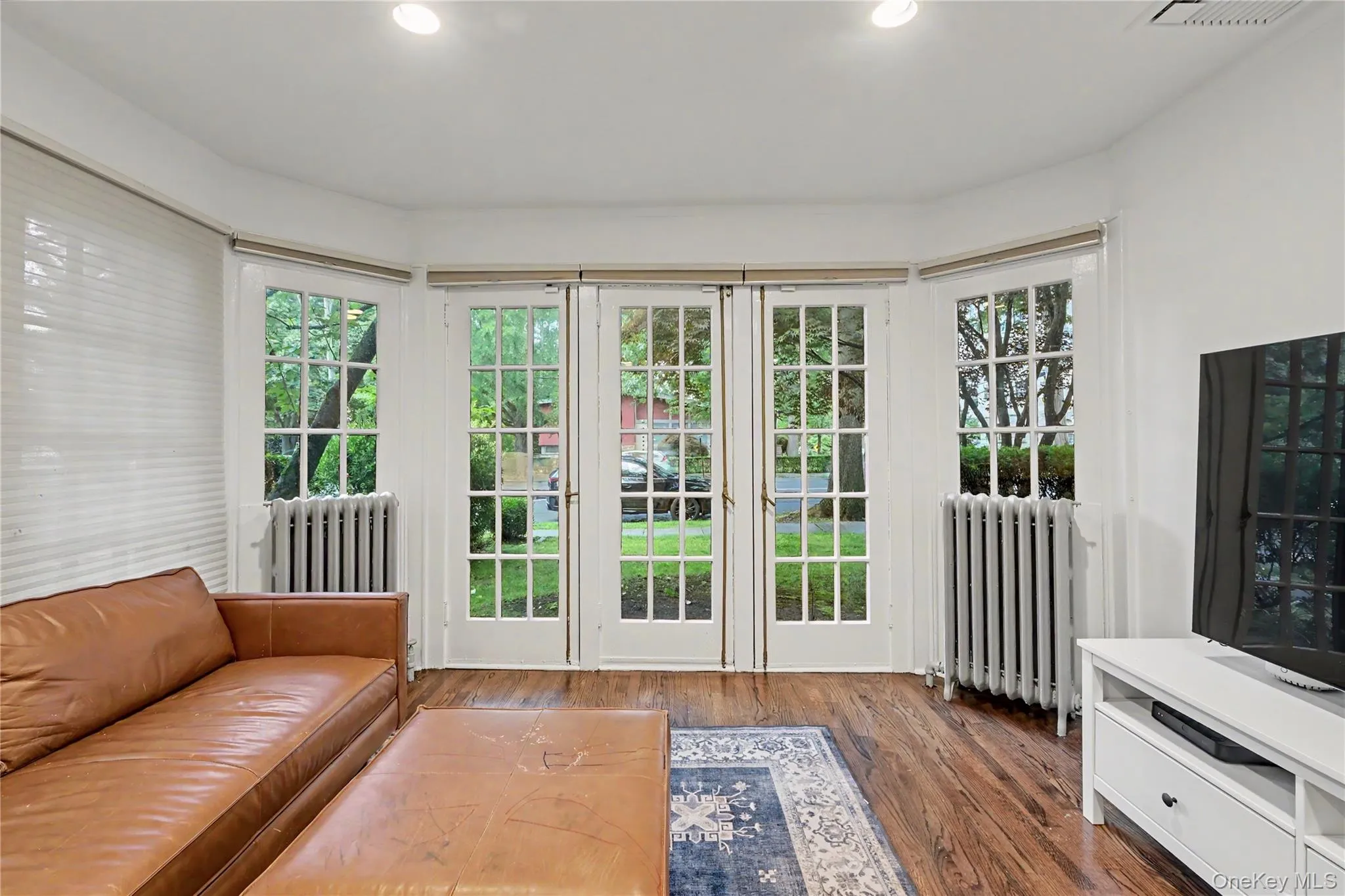 25 Vanderburgh Avenue, Mamaroneck, NY, 3 Bedrooms Bedrooms, 6 Rooms Rooms,3 BathroomsBathrooms,Residential,For Rent,Vanderburgh,0,989889 25 Vanderburgh Avenue, Mamaroneck, NY, 3 Bedrooms Bedrooms, 6 Rooms Rooms,3 BathroomsBathrooms,Residential,For Rent,Vanderburgh,0,989889