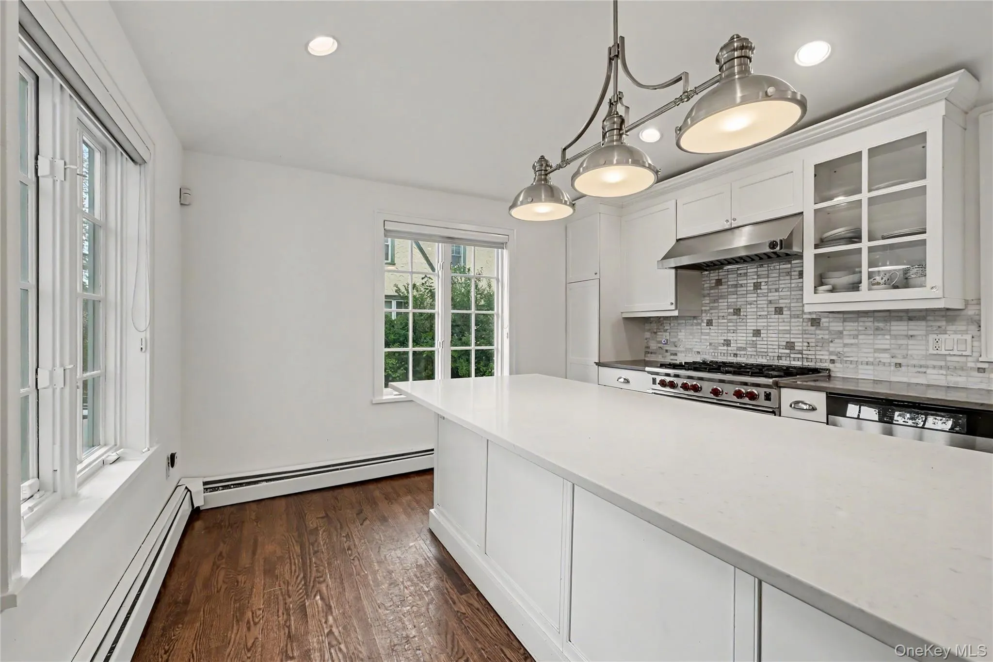 25 Vanderburgh Avenue, Mamaroneck, NY, 3 Bedrooms Bedrooms, 6 Rooms Rooms,3 BathroomsBathrooms,Residential,For Rent,Vanderburgh,0,989889 25 Vanderburgh Avenue, Mamaroneck, NY, 3 Bedrooms Bedrooms, 6 Rooms Rooms,3 BathroomsBathrooms,Residential,For Rent,Vanderburgh,0,989889