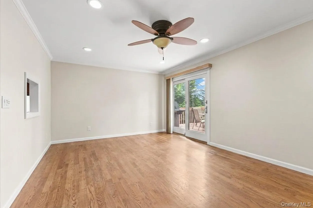 4 Superior Street, Brookhaven, NY, 4 Bedrooms Bedrooms, 8 Rooms Rooms,1 BathroomBathrooms,Residential,For Rent,Superior,0,989891 4 Superior Street, Brookhaven, NY, 4 Bedrooms Bedrooms, 8 Rooms Rooms,1 BathroomBathrooms,Residential,For Rent,Superior,0,989891