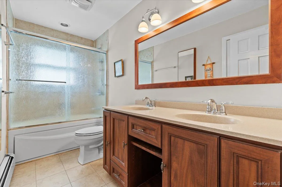 4 Superior Street, Brookhaven, NY, 4 Bedrooms Bedrooms, 8 Rooms Rooms,1 BathroomBathrooms,Residential,For Rent,Superior,0,989891 4 Superior Street, Brookhaven, NY, 4 Bedrooms Bedrooms, 8 Rooms Rooms,1 BathroomBathrooms,Residential,For Rent,Superior,0,989891