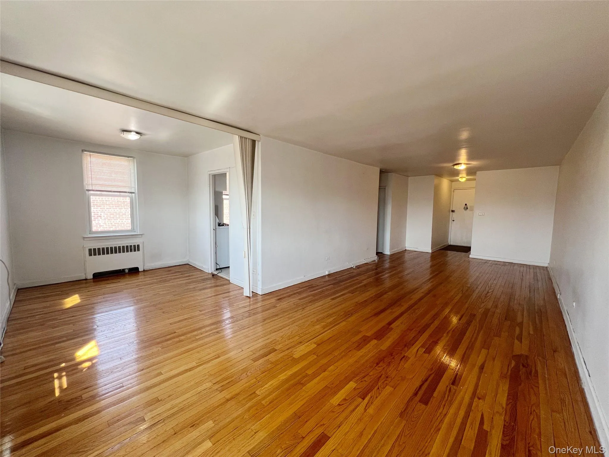 3011 Parsons Boulevard, New York, NY, 1 Bedroom Bedrooms, 5 Rooms Rooms,1 BathroomBathrooms,Residential Sale,For Rent,Parsons,0,989900 3011 Parsons Boulevard, New York, NY, 1 Bedroom Bedrooms, 5 Rooms Rooms,1 BathroomBathrooms,Residential Sale,For Rent,Parsons,0,989900