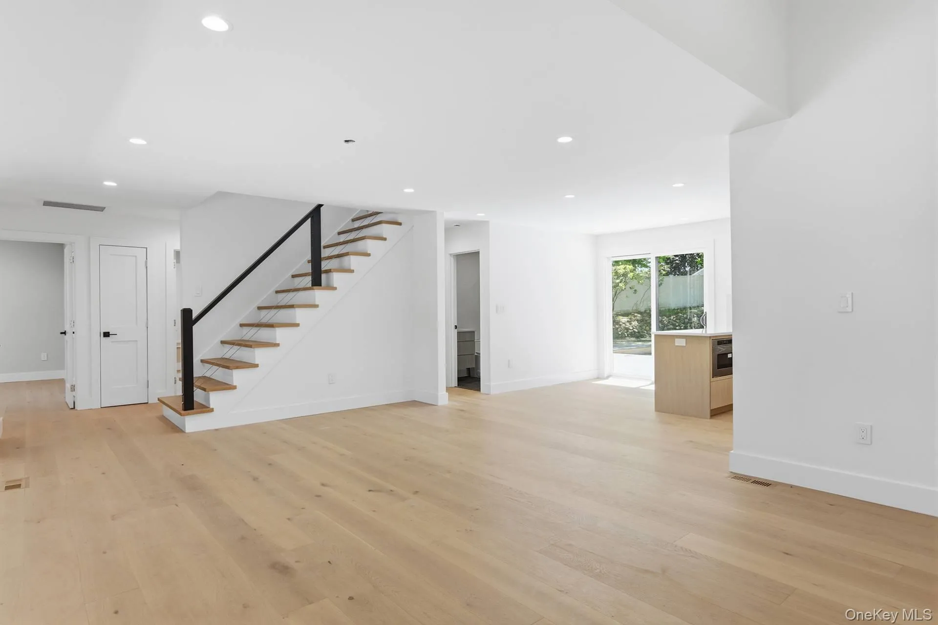 7 Mortimer Street, Southampton, New York 11978