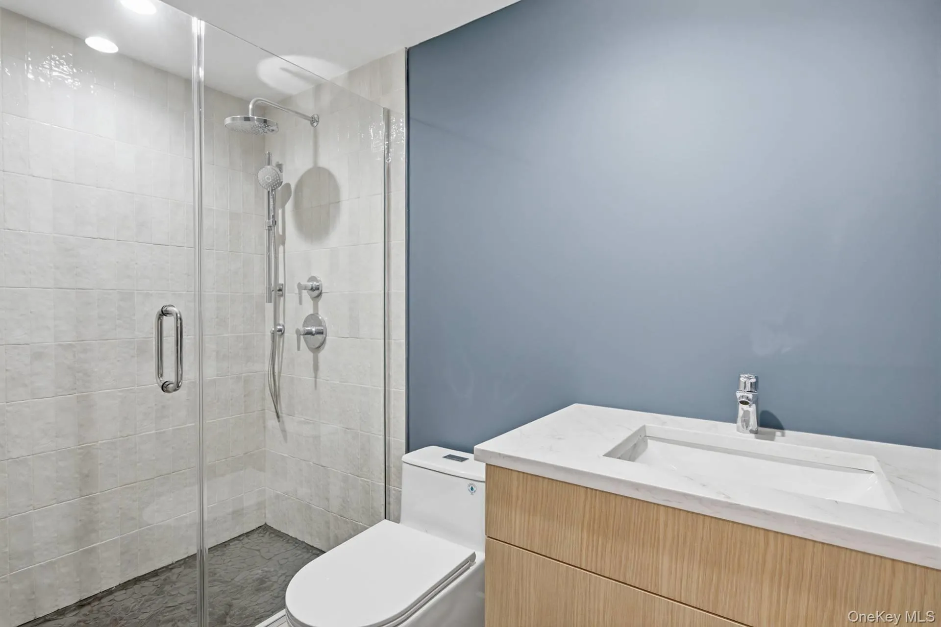 7 Mortimer Street, Southampton, New York 11978