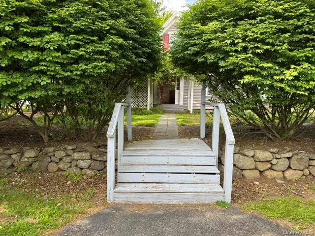 74 Airmont Road, Ramapo, NY, 3 Bedrooms Bedrooms, 10 Rooms Rooms,1 BathroomBathrooms,Residential,For Rent,Airmont,0,989916 74 Airmont Road, Ramapo, NY, 3 Bedrooms Bedrooms, 10 Rooms Rooms,1 BathroomBathrooms,Residential,For Rent,Airmont,0,989916