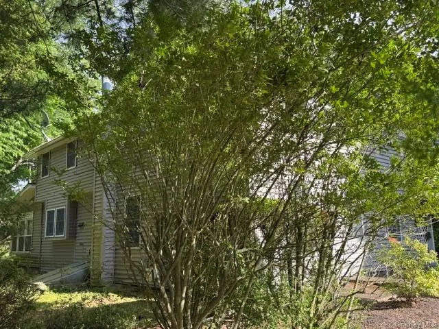 74 Airmont Road, Ramapo, NY, 3 Bedrooms Bedrooms, 10 Rooms Rooms,1 BathroomBathrooms,Residential,For Rent,Airmont,0,989916 74 Airmont Road, Ramapo, NY, 3 Bedrooms Bedrooms, 10 Rooms Rooms,1 BathroomBathrooms,Residential,For Rent,Airmont,0,989916