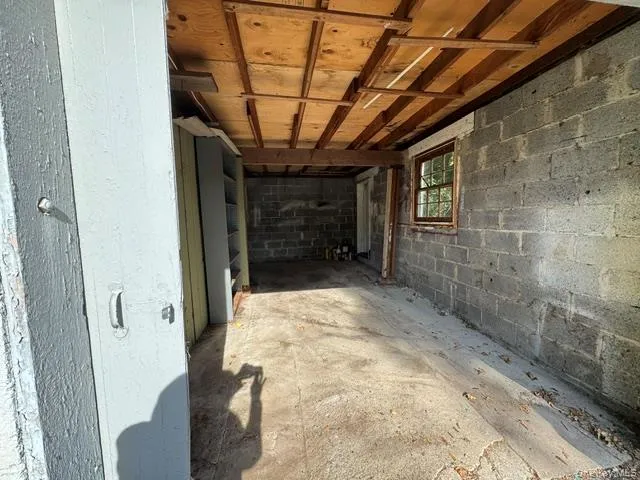 74 Airmont Road, Ramapo, NY, 3 Bedrooms Bedrooms, 10 Rooms Rooms,1 BathroomBathrooms,Residential,For Rent,Airmont,0,989916 74 Airmont Road, Ramapo, NY, 3 Bedrooms Bedrooms, 10 Rooms Rooms,1 BathroomBathrooms,Residential,For Rent,Airmont,0,989916