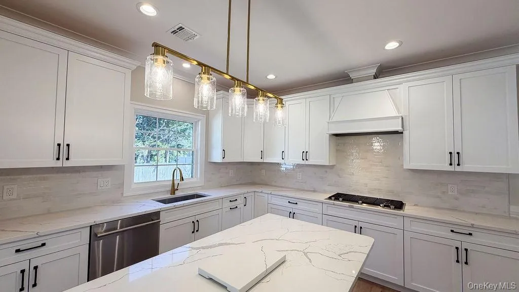 3421 Hawthorne Drive, Hempstead, NY, 5 Bedrooms Bedrooms, 9 Rooms Rooms,3 BathroomsBathrooms,Residential,For Rent,Hawthorne,0,989917 3421 Hawthorne Drive, Hempstead, NY, 5 Bedrooms Bedrooms, 9 Rooms Rooms,3 BathroomsBathrooms,Residential,For Rent,Hawthorne,0,989917