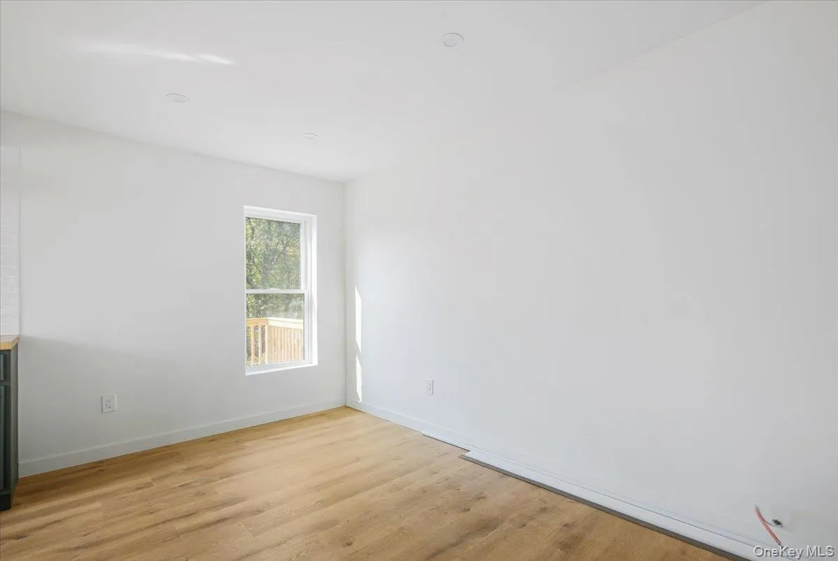 9 Dubois Street, Kingston, NY, 2 Bedrooms Bedrooms, 4 Rooms Rooms,1 BathroomBathrooms,Residential Lease,For Rent,Dubois,0,989918 9 Dubois Street, Kingston, NY, 2 Bedrooms Bedrooms, 4 Rooms Rooms,1 BathroomBathrooms,Residential Lease,For Rent,Dubois,0,989918