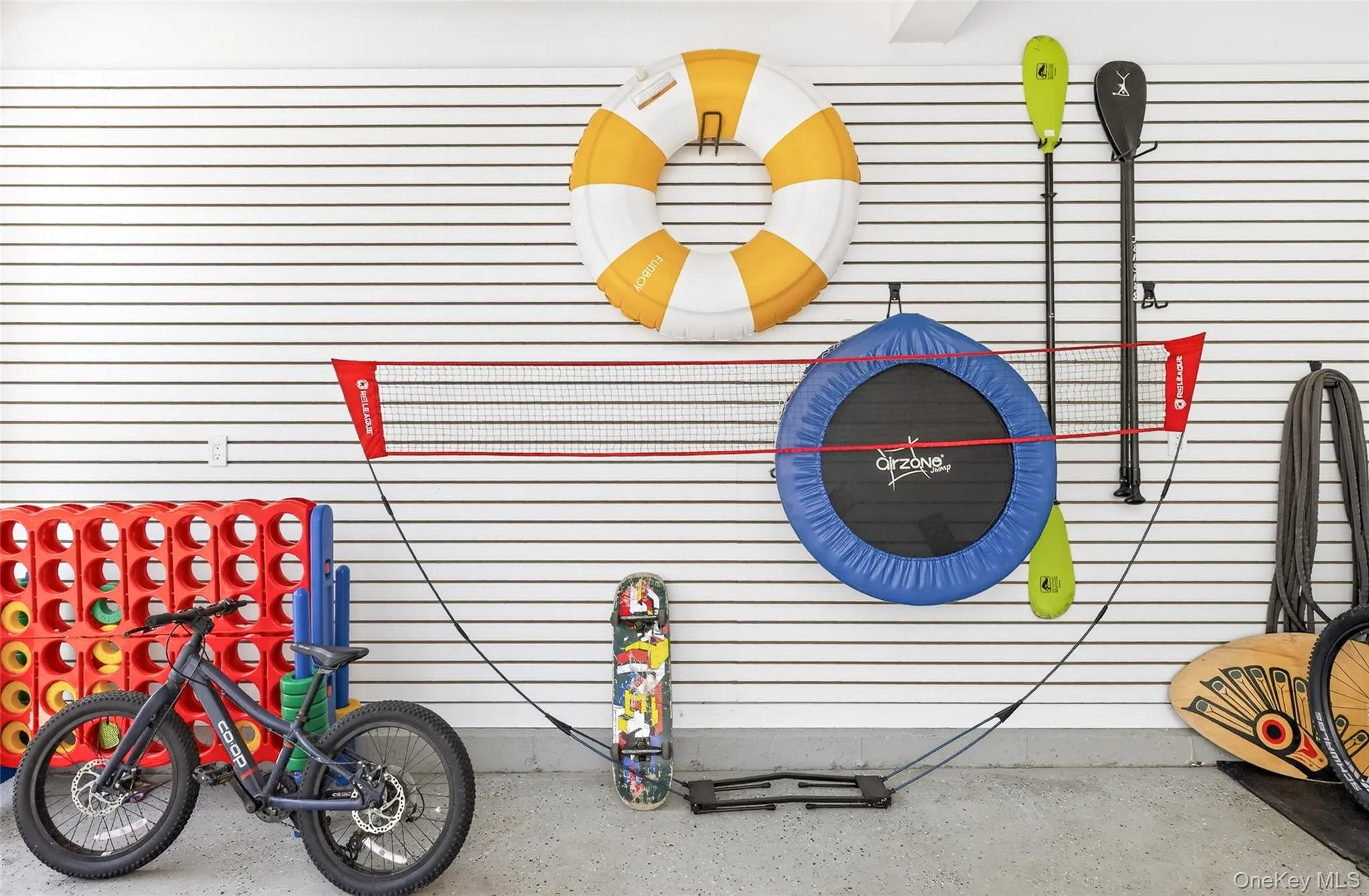 Fun & playful vibe Fun & playful vibe