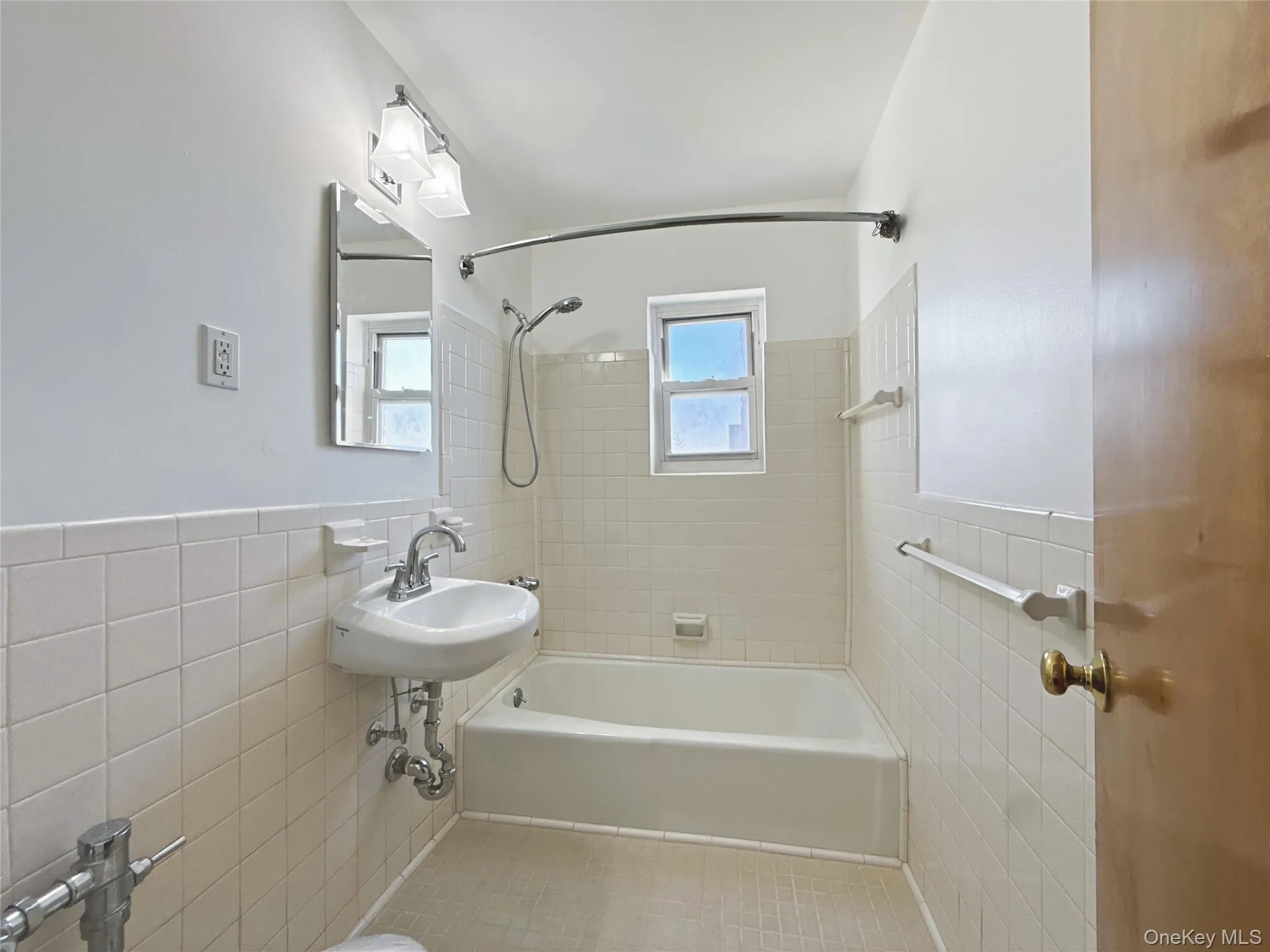 3240 Riverdale Avenue, New York, NY, 1 Bedroom Bedrooms, 3 Rooms Rooms,1 BathroomBathrooms,Residential Lease,For Rent,Riverdale,0,989931 3240 Riverdale Avenue, New York, NY, 1 Bedroom Bedrooms, 3 Rooms Rooms,1 BathroomBathrooms,Residential Lease,For Rent,Riverdale,0,989931