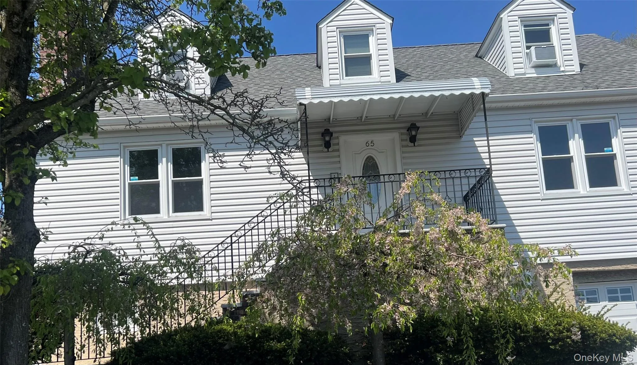 65 Tower Place, Yonkers, NY, 2 Bedrooms Bedrooms, 5 Rooms Rooms,1 BathroomBathrooms,Residential Lease,For Rent,Tower,0,989937 65 Tower Place, Yonkers, NY, 2 Bedrooms Bedrooms, 5 Rooms Rooms,1 BathroomBathrooms,Residential Lease,For Rent,Tower,0,989937