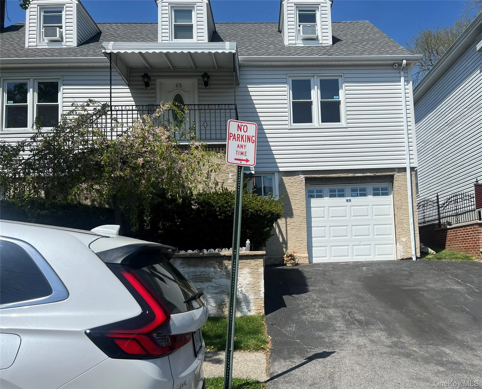 65 Tower Place, Yonkers, NY, 2 Bedrooms Bedrooms, 5 Rooms Rooms,1 BathroomBathrooms,Residential Lease,For Rent,Tower,0,989937 65 Tower Place, Yonkers, NY, 2 Bedrooms Bedrooms, 5 Rooms Rooms,1 BathroomBathrooms,Residential Lease,For Rent,Tower,0,989937