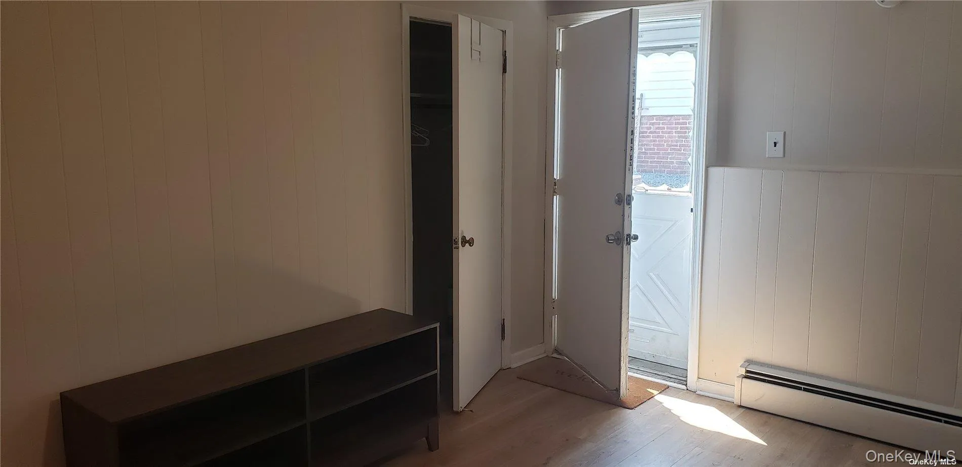 430 Main Street, Huntington, NY, 1 Room Rooms,1 BathroomBathrooms,Residential Lease,For Rent,Main,0,989944 430 Main Street, Huntington, NY, 1 Room Rooms,1 BathroomBathrooms,Residential Lease,For Rent,Main,0,989944