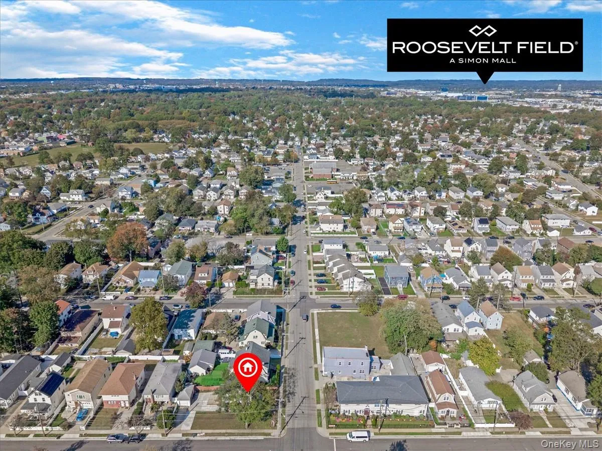 21 James Ll Burrell Avenue, Hempstead, NY, 4 Bedrooms Bedrooms, 7 Rooms Rooms,3 BathroomsBathrooms,Residential Lease,For Rent,James Ll Burrell,0,989952 21 James Ll Burrell Avenue, Hempstead, NY, 4 Bedrooms Bedrooms, 7 Rooms Rooms,3 BathroomsBathrooms,Residential Lease,For Rent,James Ll Burrell,0,989952