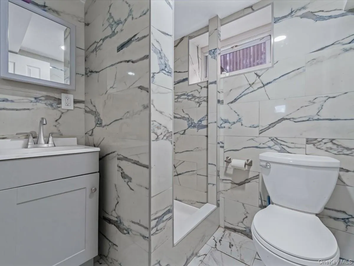 21 James Ll Burrell Avenue, Hempstead, NY, 4 Bedrooms Bedrooms, 7 Rooms Rooms,3 BathroomsBathrooms,Residential Lease,For Rent,James Ll Burrell,0,989952 21 James Ll Burrell Avenue, Hempstead, NY, 4 Bedrooms Bedrooms, 7 Rooms Rooms,3 BathroomsBathrooms,Residential Lease,For Rent,James Ll Burrell,0,989952