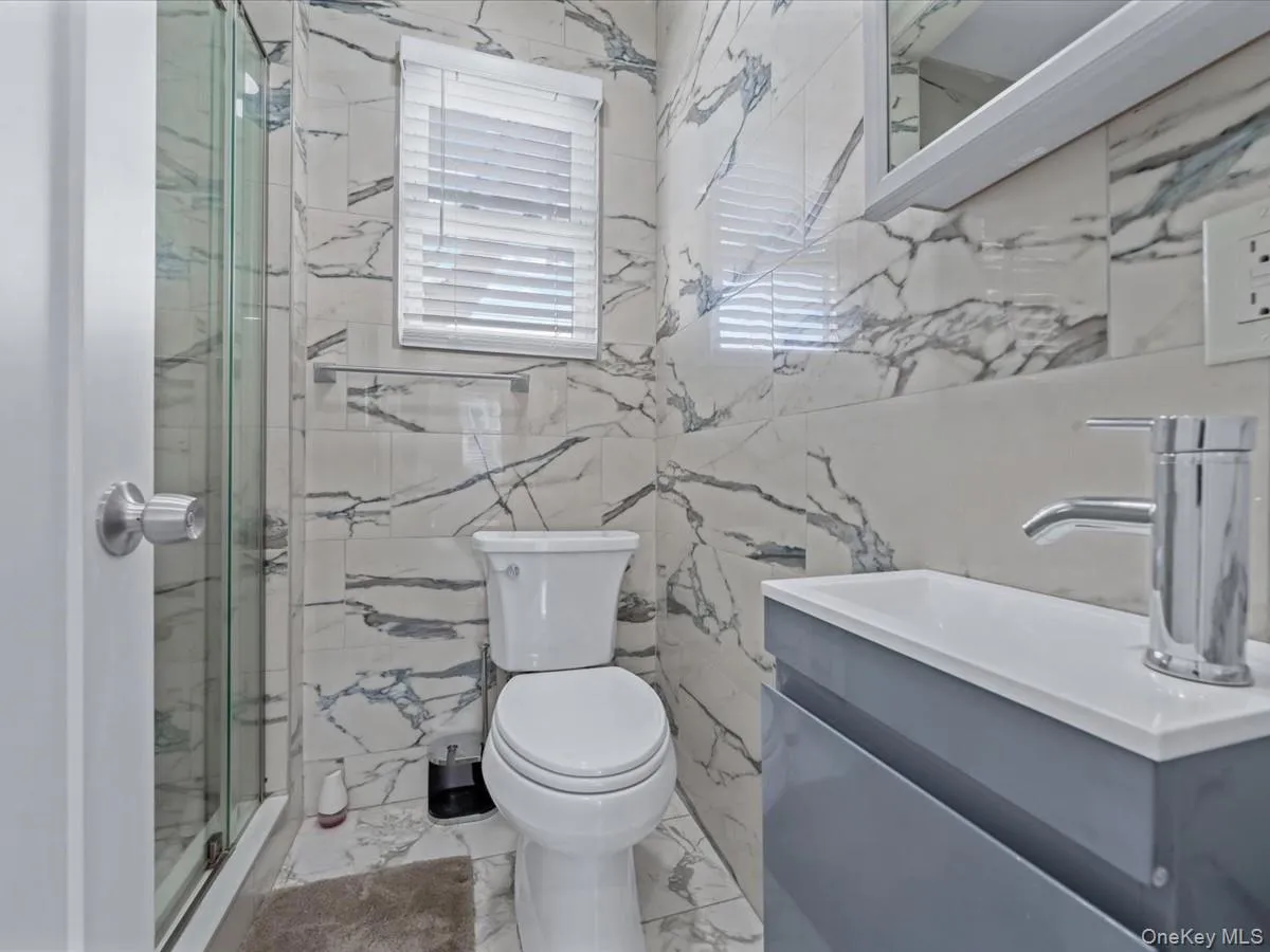 21 James Ll Burrell Avenue, Hempstead, NY, 4 Bedrooms Bedrooms, 7 Rooms Rooms,3 BathroomsBathrooms,Residential Lease,For Rent,James Ll Burrell,0,989952 21 James Ll Burrell Avenue, Hempstead, NY, 4 Bedrooms Bedrooms, 7 Rooms Rooms,3 BathroomsBathrooms,Residential Lease,For Rent,James Ll Burrell,0,989952