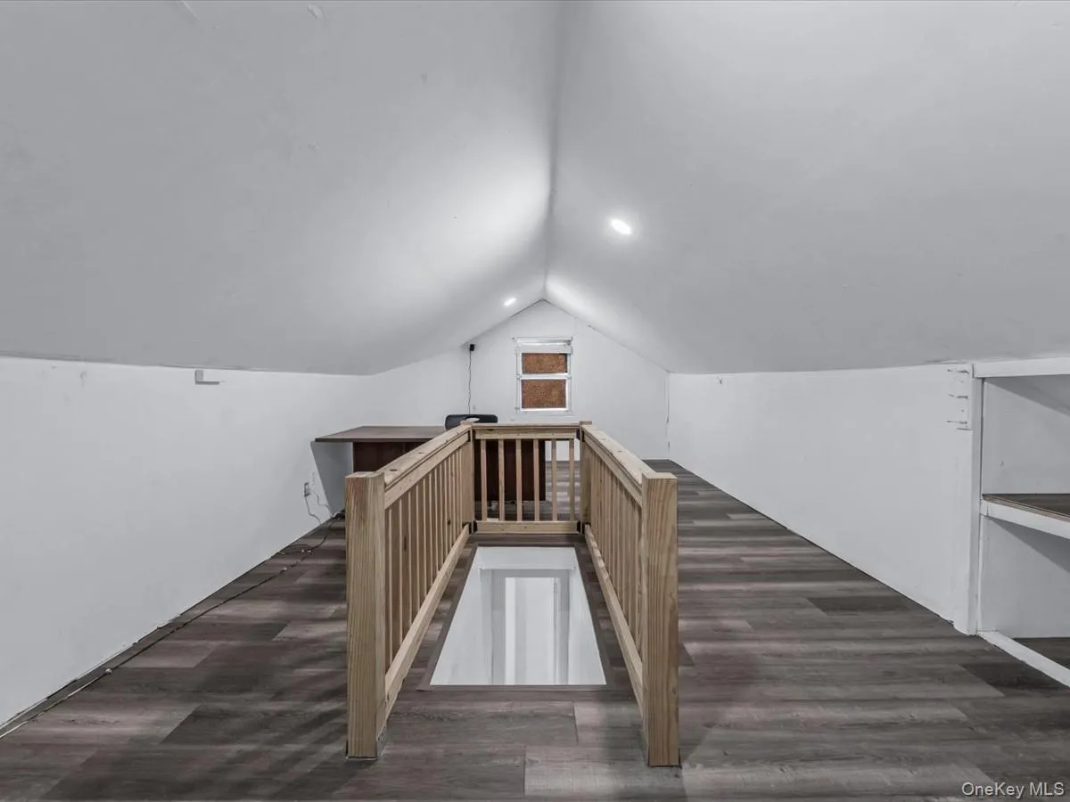 21 James Ll Burrell Avenue, Hempstead, NY, 4 Bedrooms Bedrooms, 7 Rooms Rooms,3 BathroomsBathrooms,Residential Lease,For Rent,James Ll Burrell,0,989952 21 James Ll Burrell Avenue, Hempstead, NY, 4 Bedrooms Bedrooms, 7 Rooms Rooms,3 BathroomsBathrooms,Residential Lease,For Rent,James Ll Burrell,0,989952