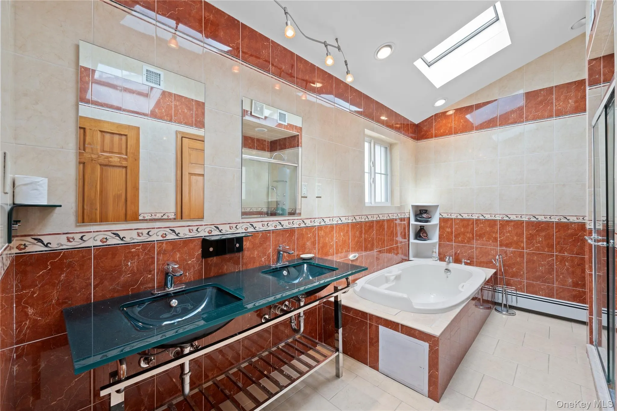 31 Woodward Street, North Hempstead, NY, 4 Bedrooms Bedrooms, 12 Rooms Rooms,3 BathroomsBathrooms,Residential Sale,For Rent,Woodward,0,989955 31 Woodward Street, North Hempstead, NY, 4 Bedrooms Bedrooms, 12 Rooms Rooms,3 BathroomsBathrooms,Residential Sale,For Rent,Woodward,0,989955