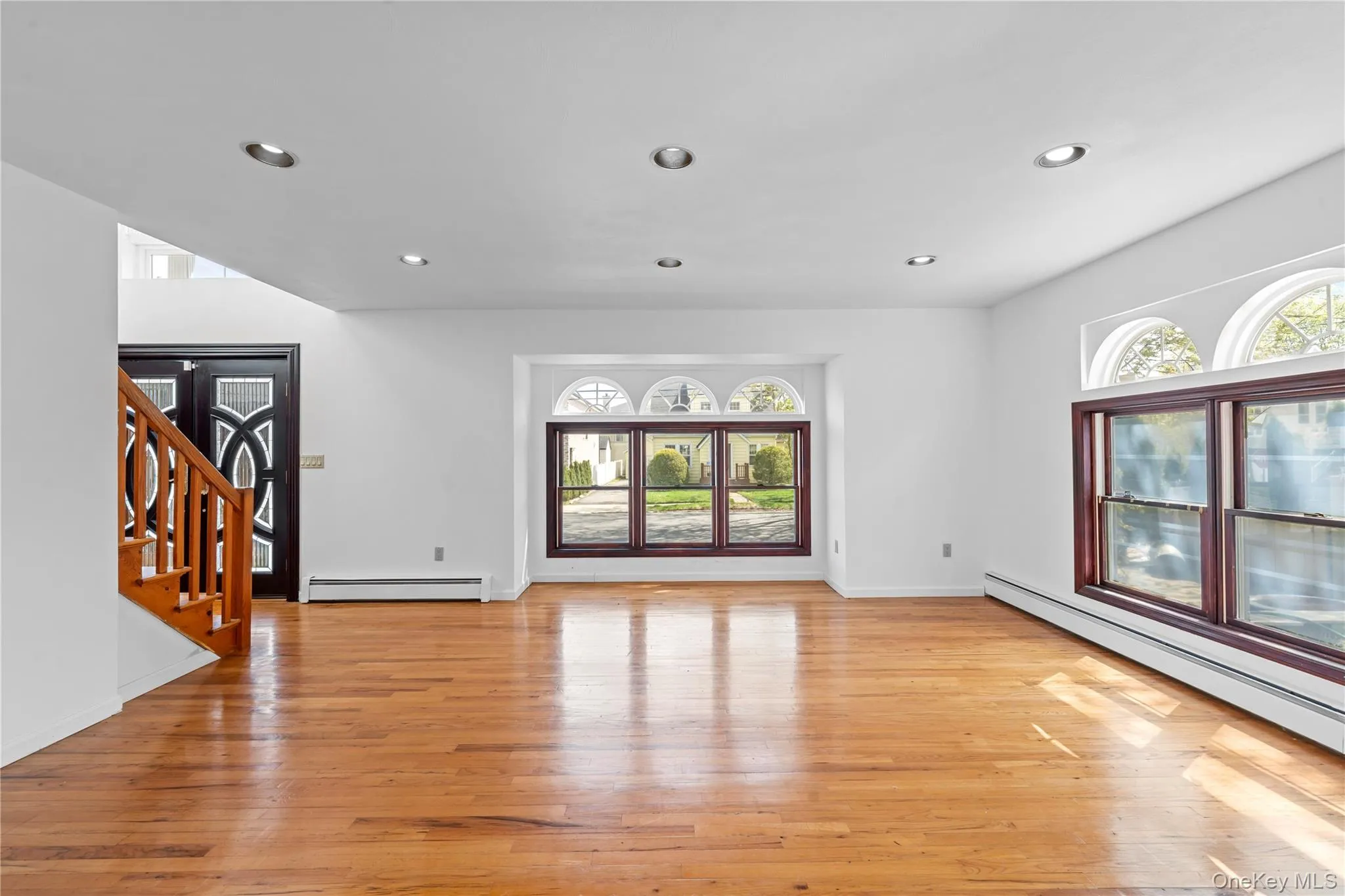 31 Woodward Street, North Hempstead, NY, 4 Bedrooms Bedrooms, 12 Rooms Rooms,3 BathroomsBathrooms,Residential Sale,For Rent,Woodward,0,989955 31 Woodward Street, North Hempstead, NY, 4 Bedrooms Bedrooms, 12 Rooms Rooms,3 BathroomsBathrooms,Residential Sale,For Rent,Woodward,0,989955