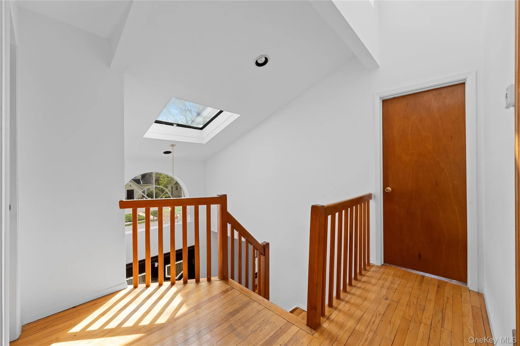 31 Woodward Street, North Hempstead, NY, 4 Bedrooms Bedrooms, 12 Rooms Rooms,3 BathroomsBathrooms,Residential Sale,For Rent,Woodward,0,989955 31 Woodward Street, North Hempstead, NY, 4 Bedrooms Bedrooms, 12 Rooms Rooms,3 BathroomsBathrooms,Residential Sale,For Rent,Woodward,0,989955