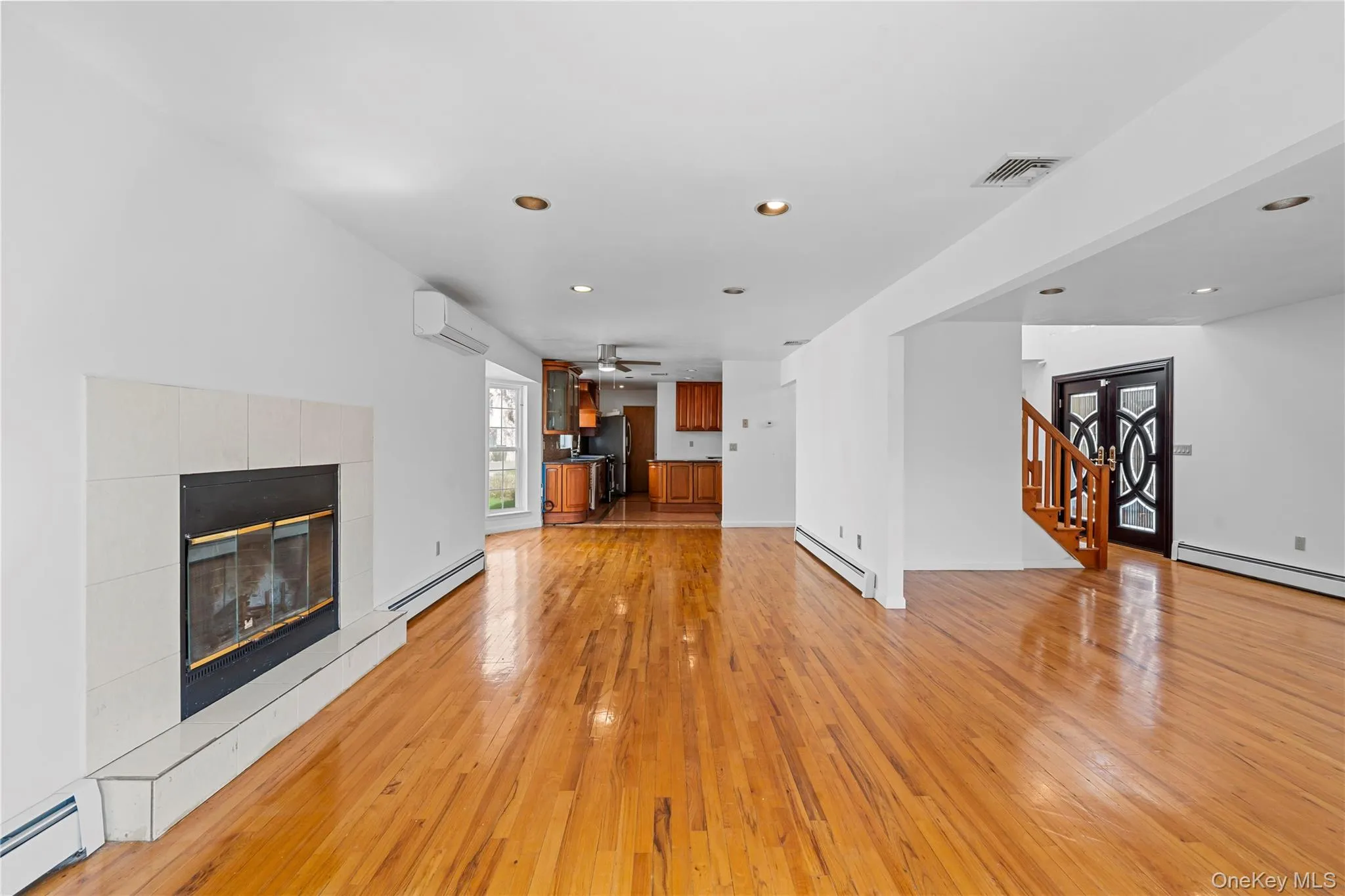 31 Woodward Street, North Hempstead, NY, 4 Bedrooms Bedrooms, 12 Rooms Rooms,3 BathroomsBathrooms,Residential Sale,For Rent,Woodward,0,989955 31 Woodward Street, North Hempstead, NY, 4 Bedrooms Bedrooms, 12 Rooms Rooms,3 BathroomsBathrooms,Residential Sale,For Rent,Woodward,0,989955