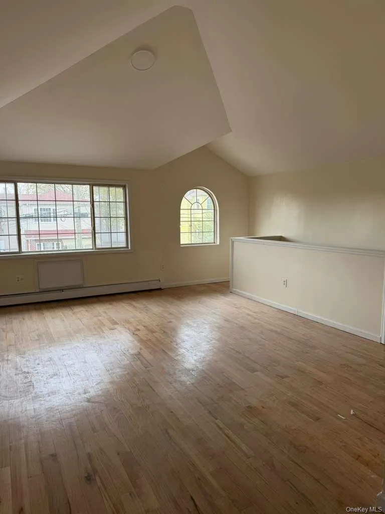 14547 224th Street, New York, NY, 3 Bedrooms Bedrooms, 5 Rooms Rooms,1 BathroomBathrooms,Residential Lease,For Rent,224th,0,989964 14547 224th Street, New York, NY, 3 Bedrooms Bedrooms, 5 Rooms Rooms,1 BathroomBathrooms,Residential Lease,For Rent,224th,0,989964