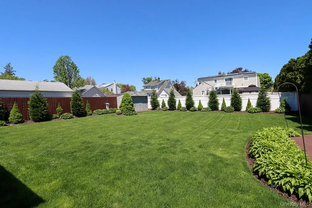 223 Chestnut Avenue, Hempstead, NY, 3 Bedrooms Bedrooms, 6 Rooms Rooms,2 BathroomsBathrooms,Residential Lease,For Rent,Chestnut,0,989972 223 Chestnut Avenue, Hempstead, NY, 3 Bedrooms Bedrooms, 6 Rooms Rooms,2 BathroomsBathrooms,Residential Lease,For Rent,Chestnut,0,989972