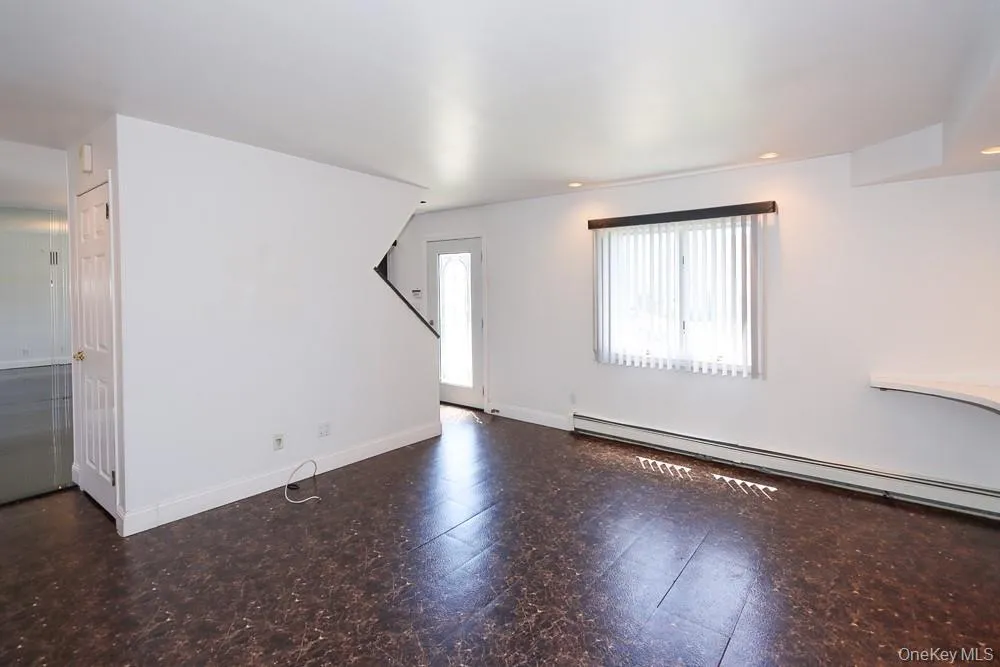 223 Chestnut Avenue, Hempstead, NY, 3 Bedrooms Bedrooms, 6 Rooms Rooms,2 BathroomsBathrooms,Residential Lease,For Rent,Chestnut,0,989972 223 Chestnut Avenue, Hempstead, NY, 3 Bedrooms Bedrooms, 6 Rooms Rooms,2 BathroomsBathrooms,Residential Lease,For Rent,Chestnut,0,989972