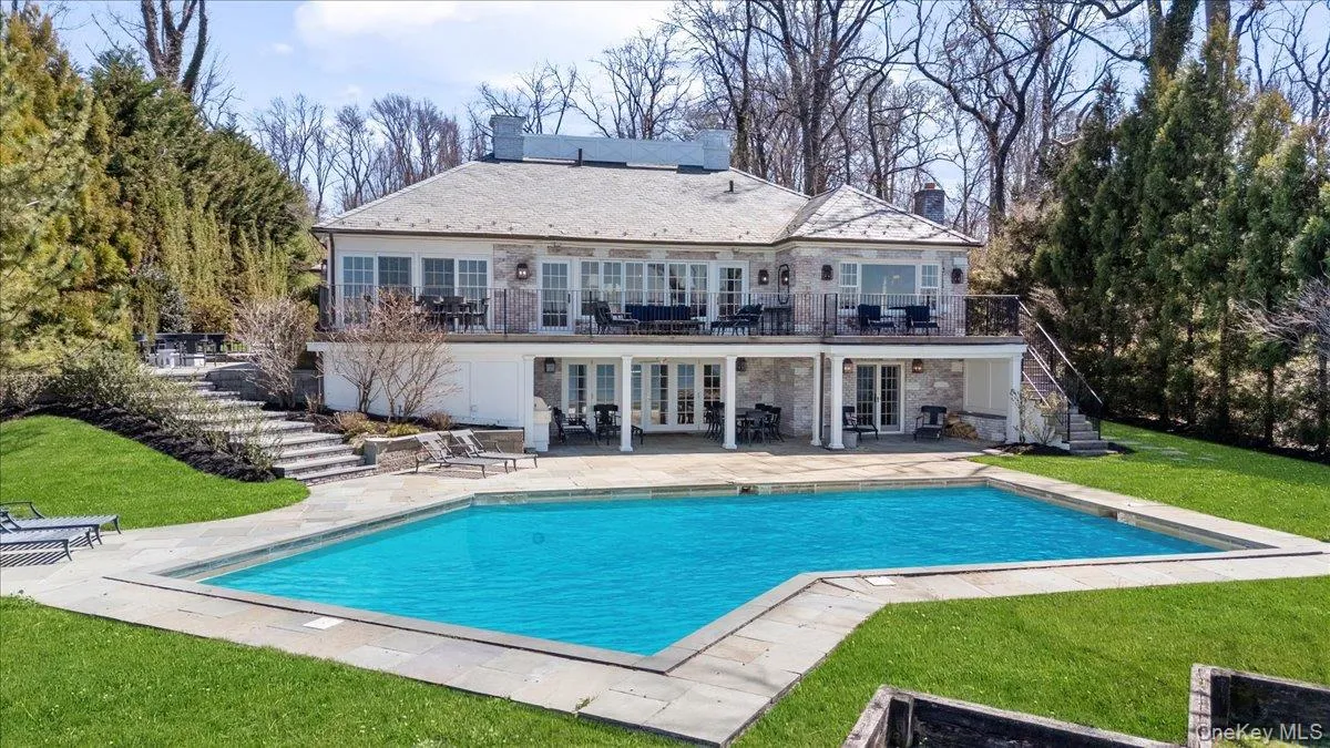 516 Centre Island Road, Oyster Bay, NY, 4 Bedrooms Bedrooms, 11 Rooms Rooms,4 BathroomsBathrooms,Residential Sale,For Rent,Centre Island,0,989973 516 Centre Island Road, Oyster Bay, NY, 4 Bedrooms Bedrooms, 11 Rooms Rooms,4 BathroomsBathrooms,Residential Sale,For Rent,Centre Island,0,989973
