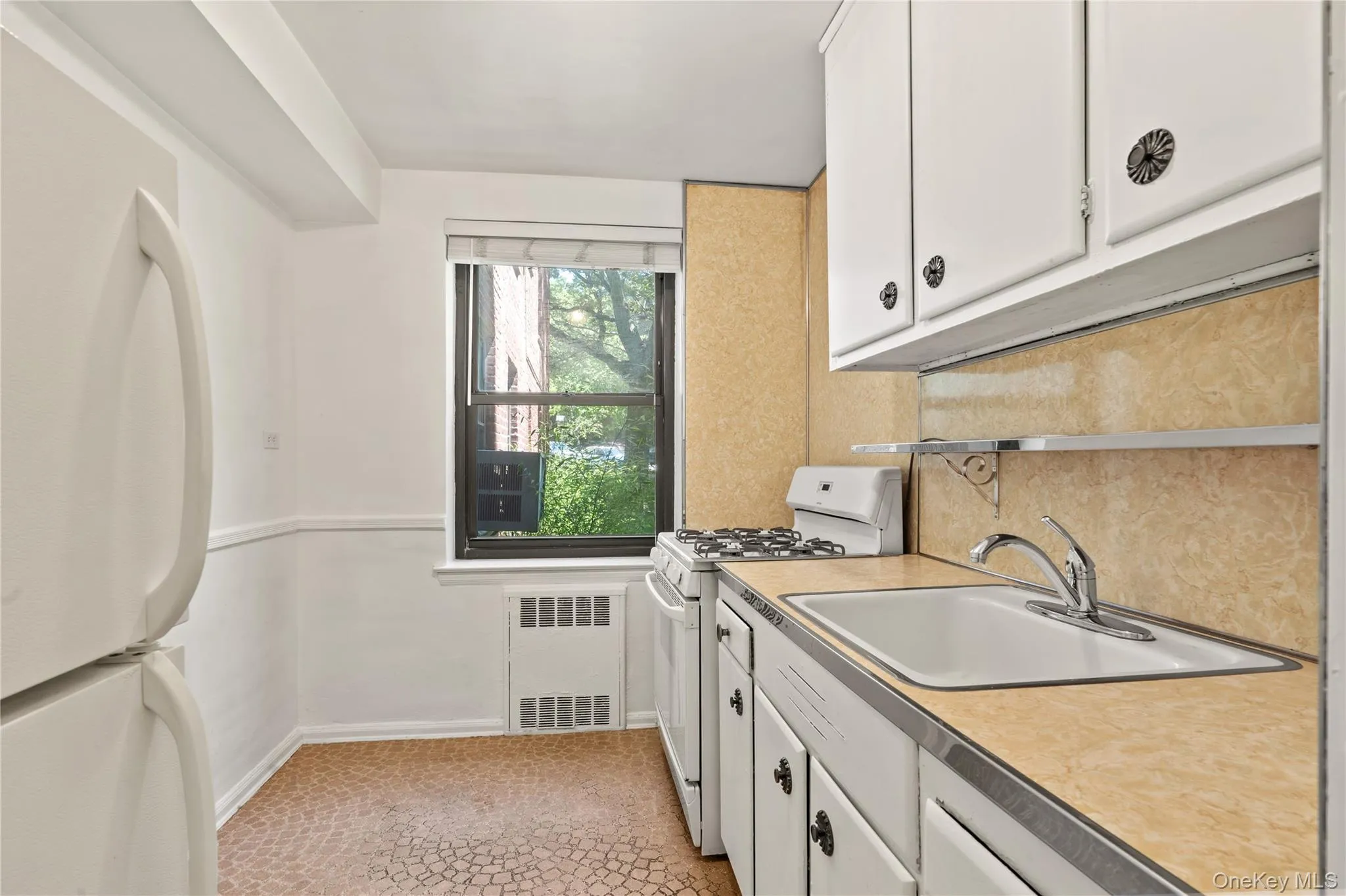 13915 28th Road, New York, NY, 2 Bedrooms Bedrooms, 4 Rooms Rooms,1 BathroomBathrooms,Residential,For Rent,28th,0,989979 13915 28th Road, New York, NY, 2 Bedrooms Bedrooms, 4 Rooms Rooms,1 BathroomBathrooms,Residential,For Rent,28th,0,989979