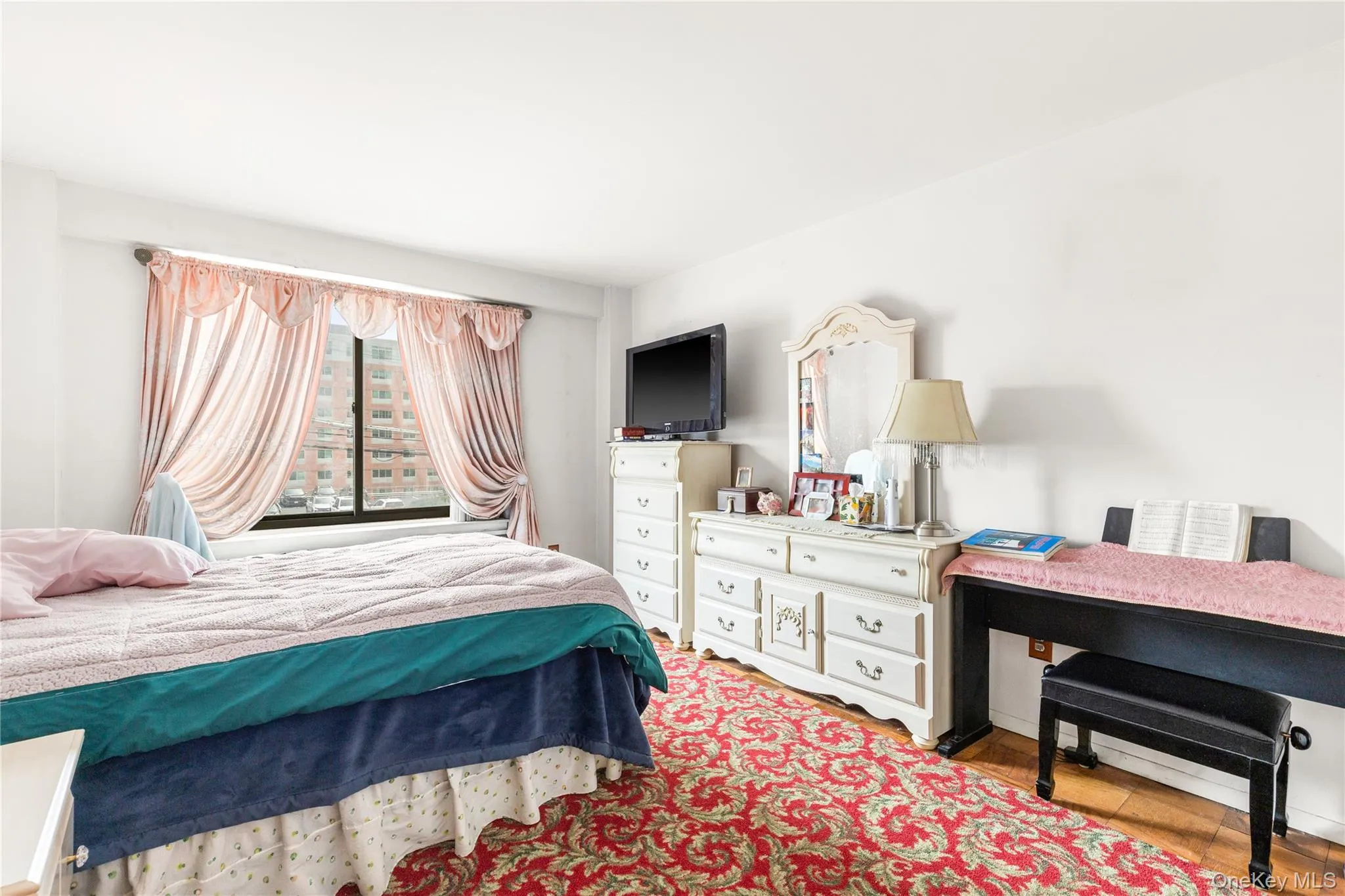 25 Lake Street, White Plains, NY, 1 Bedroom Bedrooms, 4 Rooms Rooms,1 BathroomBathrooms,Residential,For Rent,Lake,0,989986 25 Lake Street, White Plains, NY, 1 Bedroom Bedrooms, 4 Rooms Rooms,1 BathroomBathrooms,Residential,For Rent,Lake,0,989986