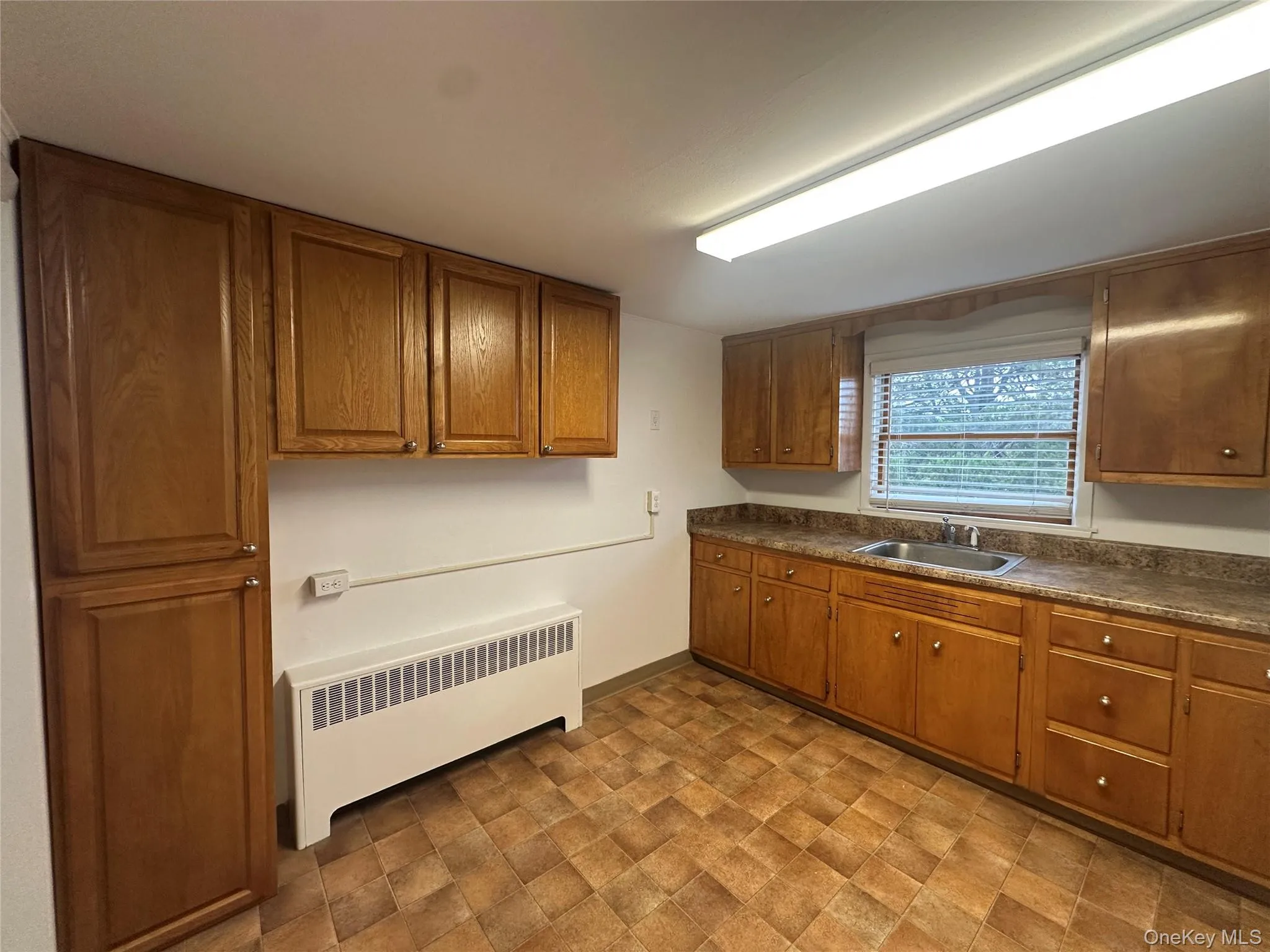 12 Smith Street, Glen Cove, NY, 2 Bedrooms Bedrooms, 5 Rooms Rooms,1 BathroomBathrooms,Residential Lease,For Rent,Smith,0,989988 12 Smith Street, Glen Cove, NY, 2 Bedrooms Bedrooms, 5 Rooms Rooms,1 BathroomBathrooms,Residential Lease,For Rent,Smith,0,989988