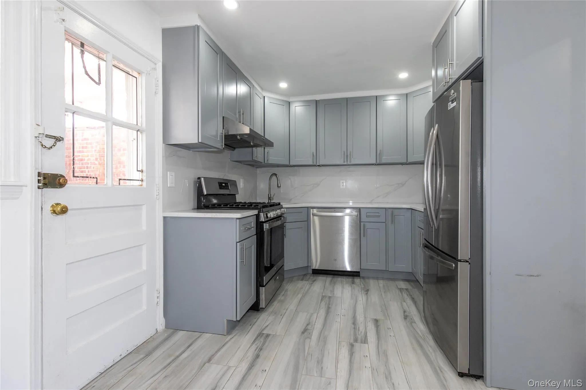 67-27 211th Street, New York, NY, 2 Bedrooms Bedrooms, 7 Rooms Rooms,1 BathroomBathrooms,Residential Lease,For Rent,211th,0,989993 67-27 211th Street, New York, NY, 2 Bedrooms Bedrooms, 7 Rooms Rooms,1 BathroomBathrooms,Residential Lease,For Rent,211th,0,989993