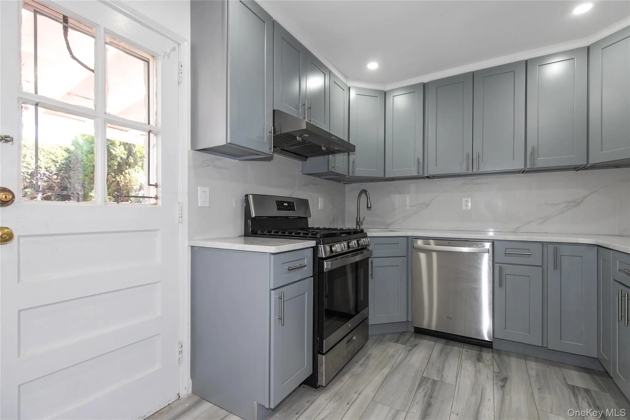67-27 211th Street, New York, NY, 2 Bedrooms Bedrooms, 7 Rooms Rooms,1 BathroomBathrooms,Residential Lease,For Rent,211th,0,989993 67-27 211th Street, New York, NY, 2 Bedrooms Bedrooms, 7 Rooms Rooms,1 BathroomBathrooms,Residential Lease,For Rent,211th,0,989993