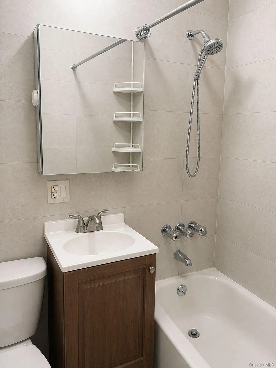 20-26 Himrod Street, New York, NY, 2 Bedrooms Bedrooms, 3 Rooms Rooms,1 BathroomBathrooms,Residential Lease,For Rent,Himrod,0,989999 20-26 Himrod Street, New York, NY, 2 Bedrooms Bedrooms, 3 Rooms Rooms,1 BathroomBathrooms,Residential Lease,For Rent,Himrod,0,989999