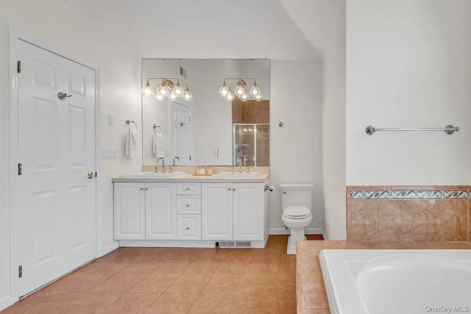 6 Arborvitae Lane, Brookhaven, NY, 6 Bedrooms Bedrooms, 10 Rooms Rooms,3 BathroomsBathrooms,Residential,For Rent,Arborvitae,0,990011 6 Arborvitae Lane, Brookhaven, NY, 6 Bedrooms Bedrooms, 10 Rooms Rooms,3 BathroomsBathrooms,Residential,For Rent,Arborvitae,0,990011