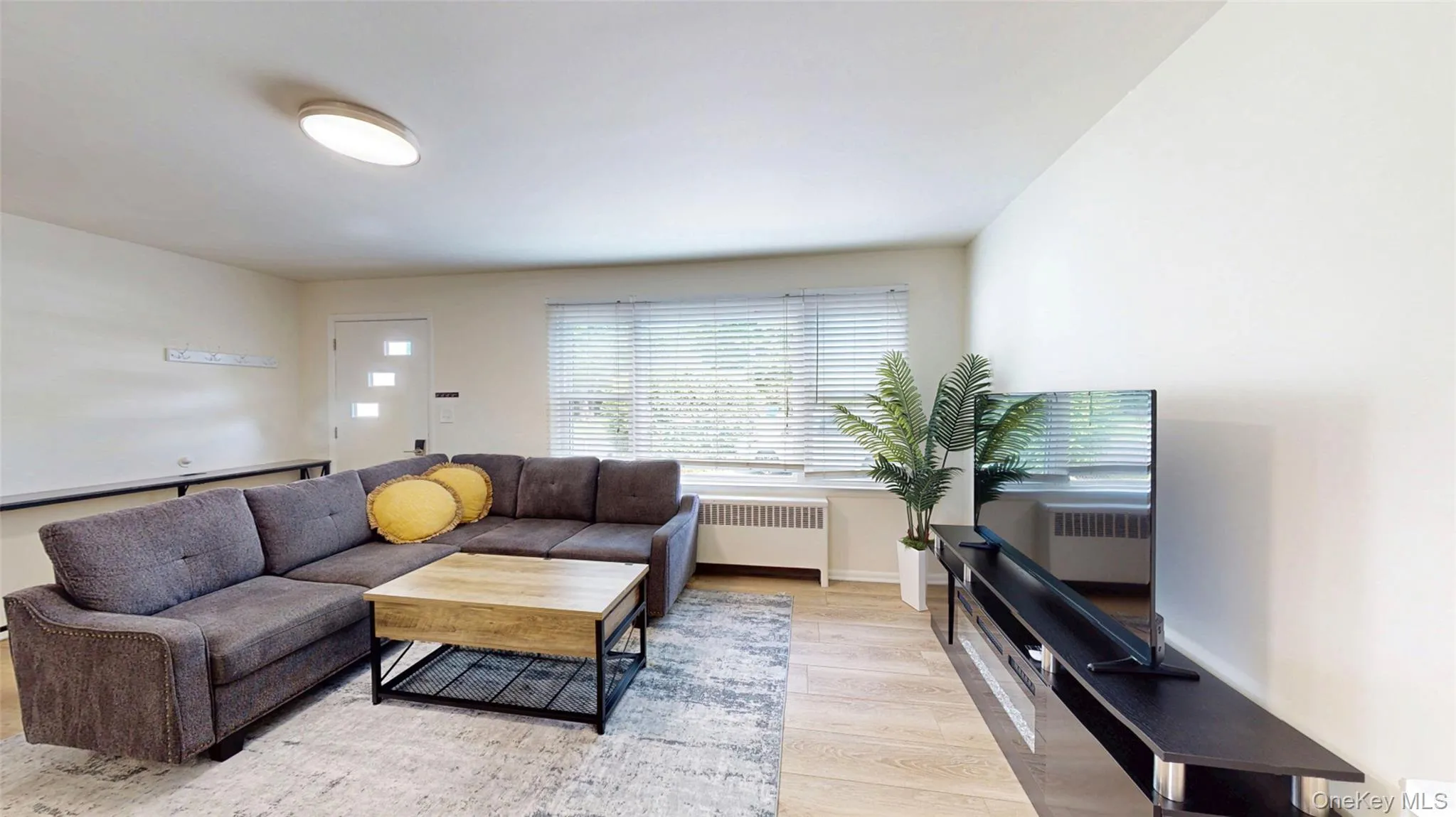 41 Mountain Avenue, Highlands, NY, 2 Bedrooms Bedrooms, 5 Rooms Rooms,1 BathroomBathrooms,Residential Lease,For Rent,Mountain,0,990027 41 Mountain Avenue, Highlands, NY, 2 Bedrooms Bedrooms, 5 Rooms Rooms,1 BathroomBathrooms,Residential Lease,For Rent,Mountain,0,990027