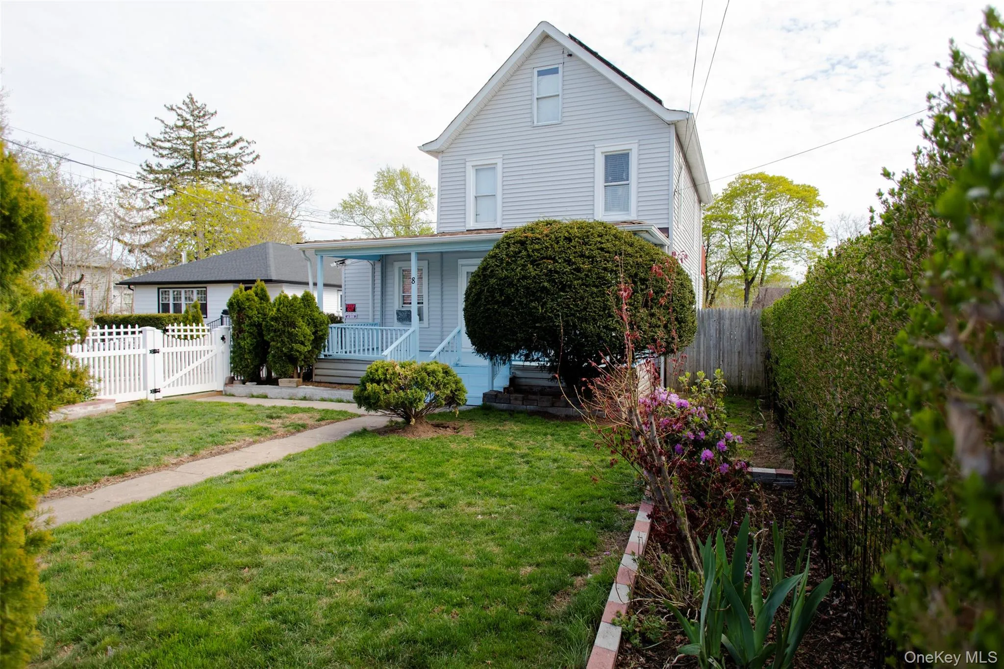 8 Brightside Avenue, Islip, NY, 5 Bedrooms Bedrooms, 9 Rooms Rooms,2 BathroomsBathrooms,Residential,For Rent,Brightside,0,990030 8 Brightside Avenue, Islip, NY, 5 Bedrooms Bedrooms, 9 Rooms Rooms,2 BathroomsBathrooms,Residential,For Rent,Brightside,0,990030