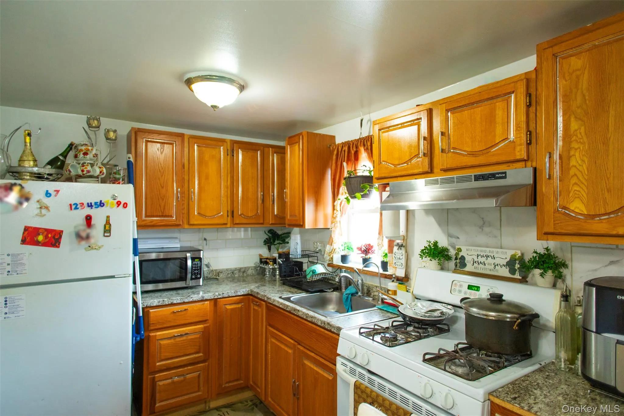 8 Brightside Avenue, Islip, NY, 5 Bedrooms Bedrooms, 9 Rooms Rooms,2 BathroomsBathrooms,Residential,For Rent,Brightside,0,990030 8 Brightside Avenue, Islip, NY, 5 Bedrooms Bedrooms, 9 Rooms Rooms,2 BathroomsBathrooms,Residential,For Rent,Brightside,0,990030