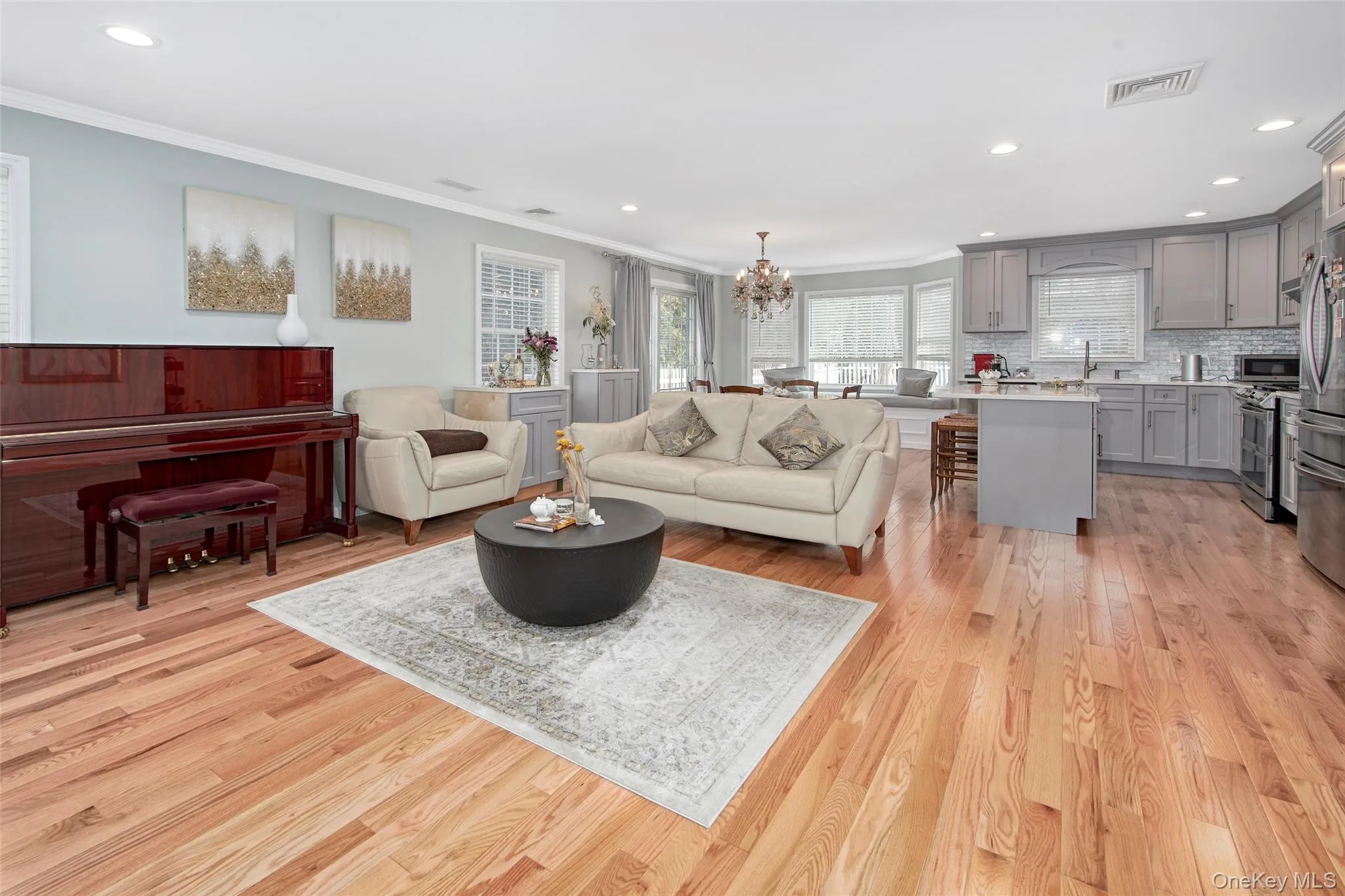 Open floorplan Open floorplan