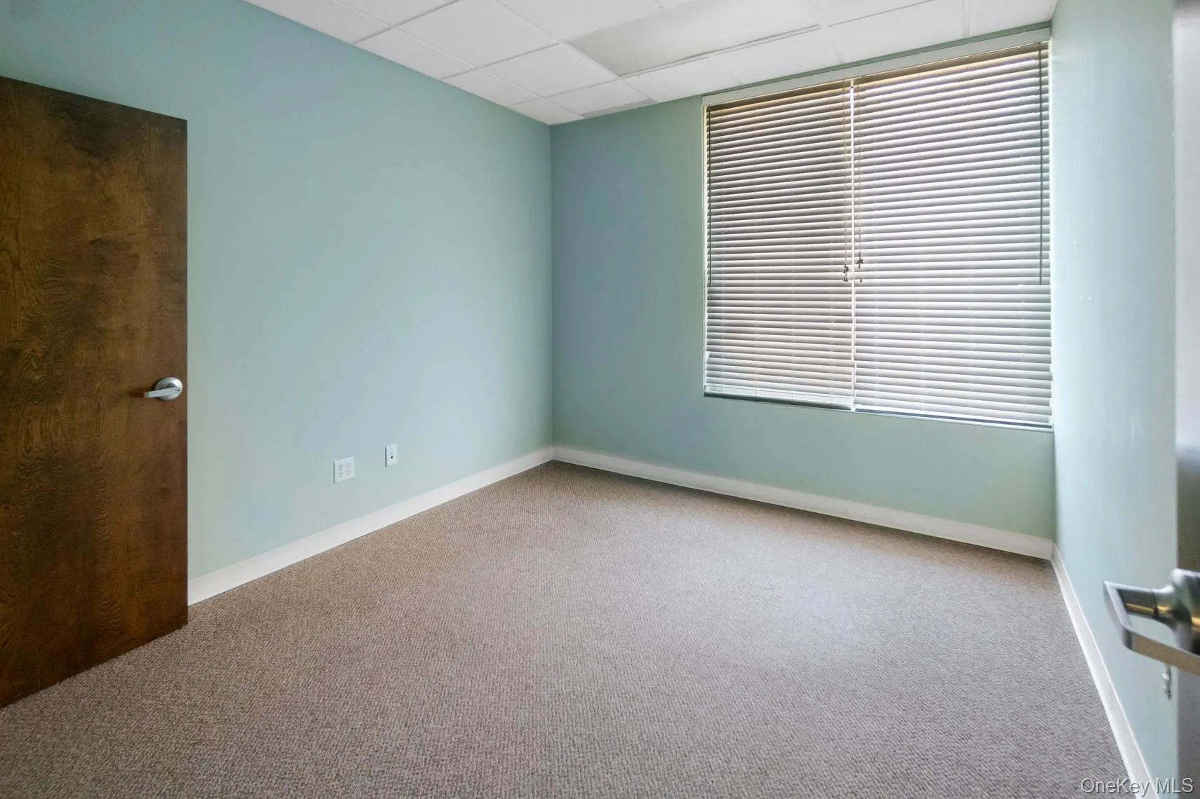 271 Rt-25A, Brookhaven, NY, ,Commercial Lease,For Rent,Rt-25A,0,990034 271 Rt-25A, Brookhaven, NY, ,Commercial Lease,For Rent,Rt-25A,0,990034