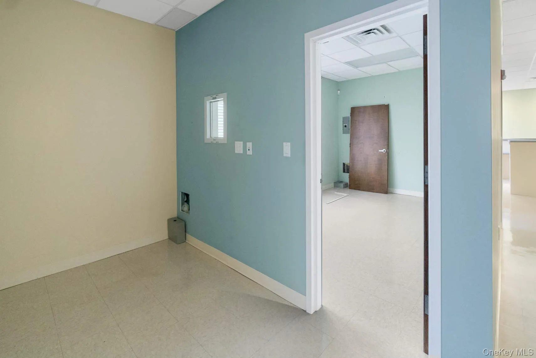 271 Rt-25A, Brookhaven, NY, ,Commercial Lease,For Rent,Rt-25A,0,990034 271 Rt-25A, Brookhaven, NY, ,Commercial Lease,For Rent,Rt-25A,0,990034